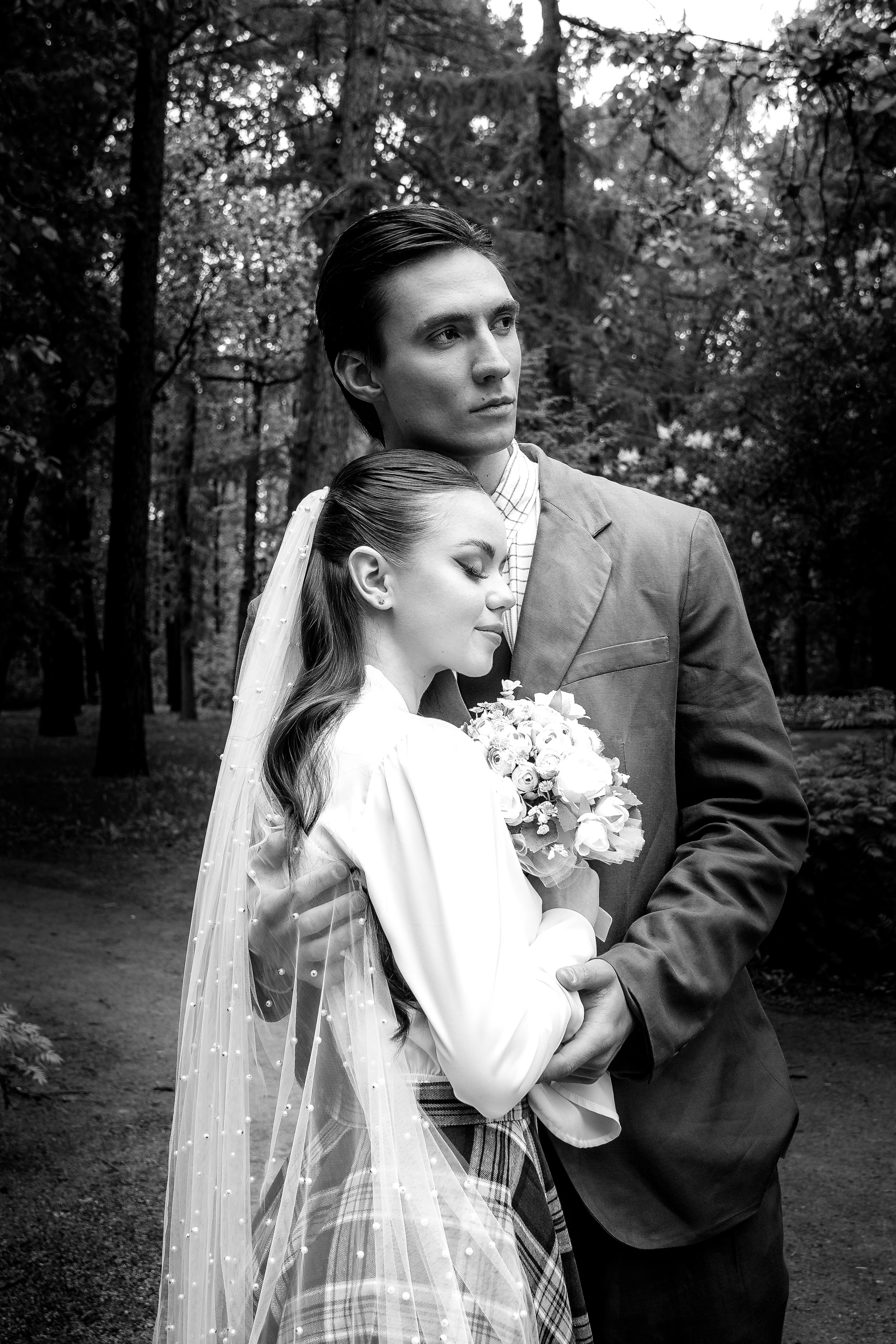 Свадьба под дождем «Марина-Марк». Свадебный/Портретный фотограф снимаю в Москве