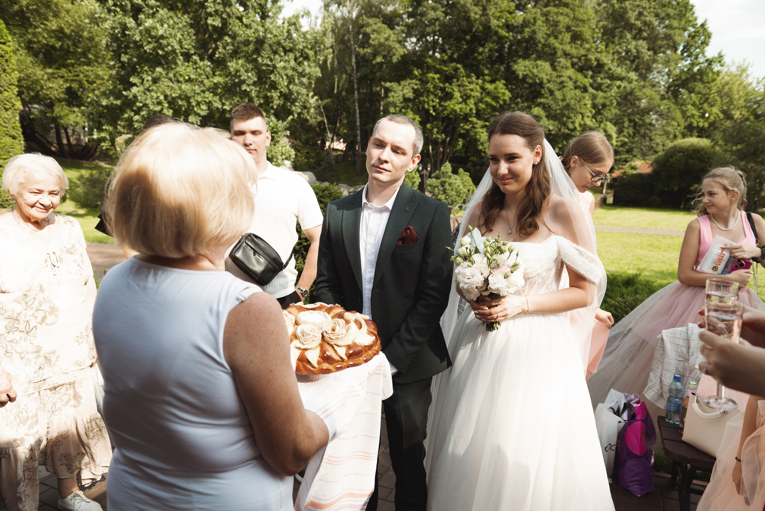 Свадьба в ЗаВидное. Фотограф Москва Настя Профотовна. Репортажные, свадебные и контент фотосессии