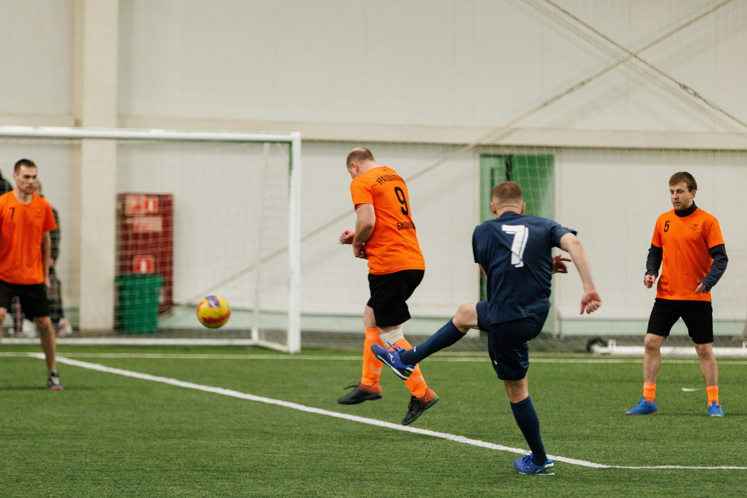 Фотограф на корпоративный футбольный турнир. Контент для бизнеса в Екатеринбурге Полдень Медиа