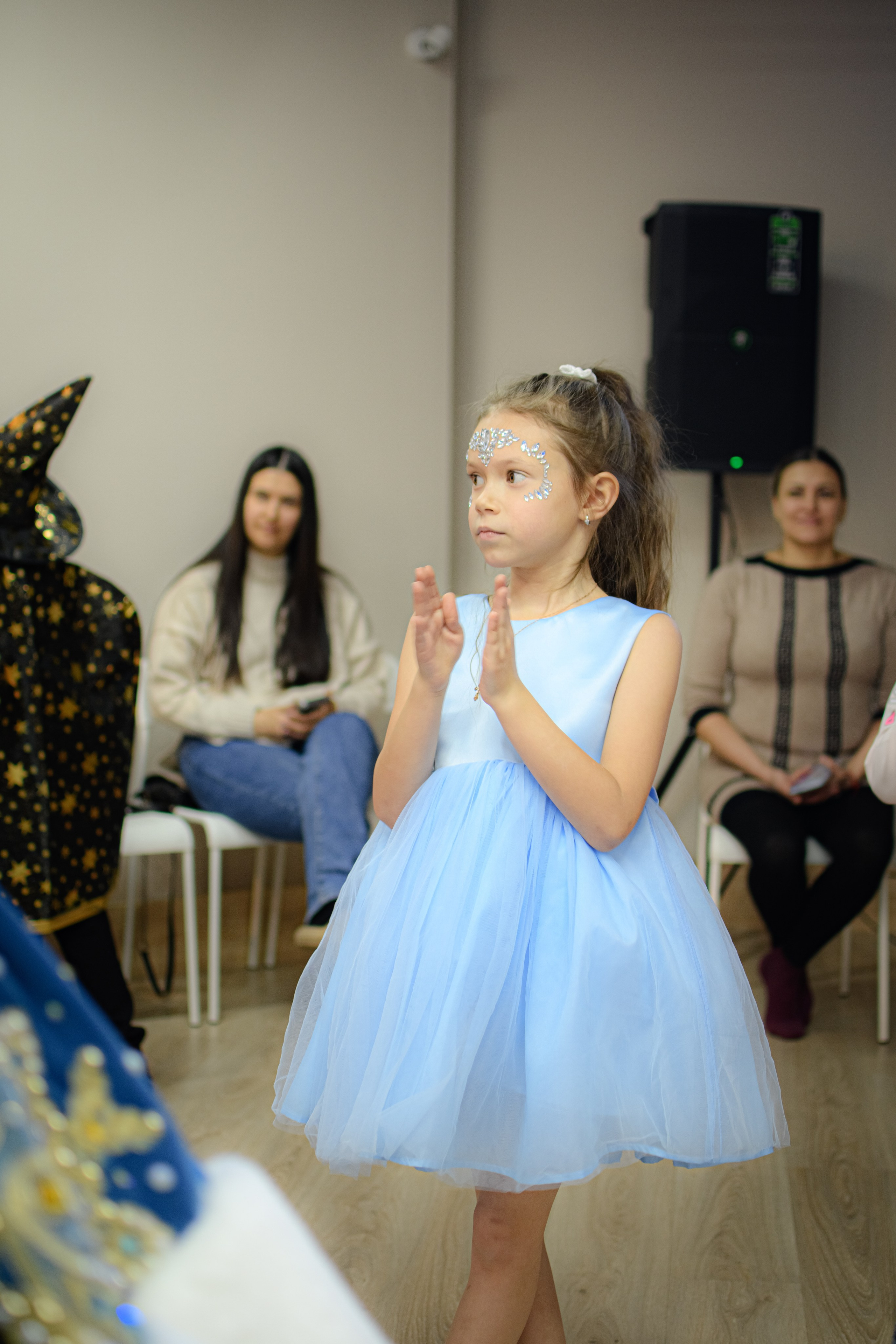 HAPPY NEW YEAR. Photokarish