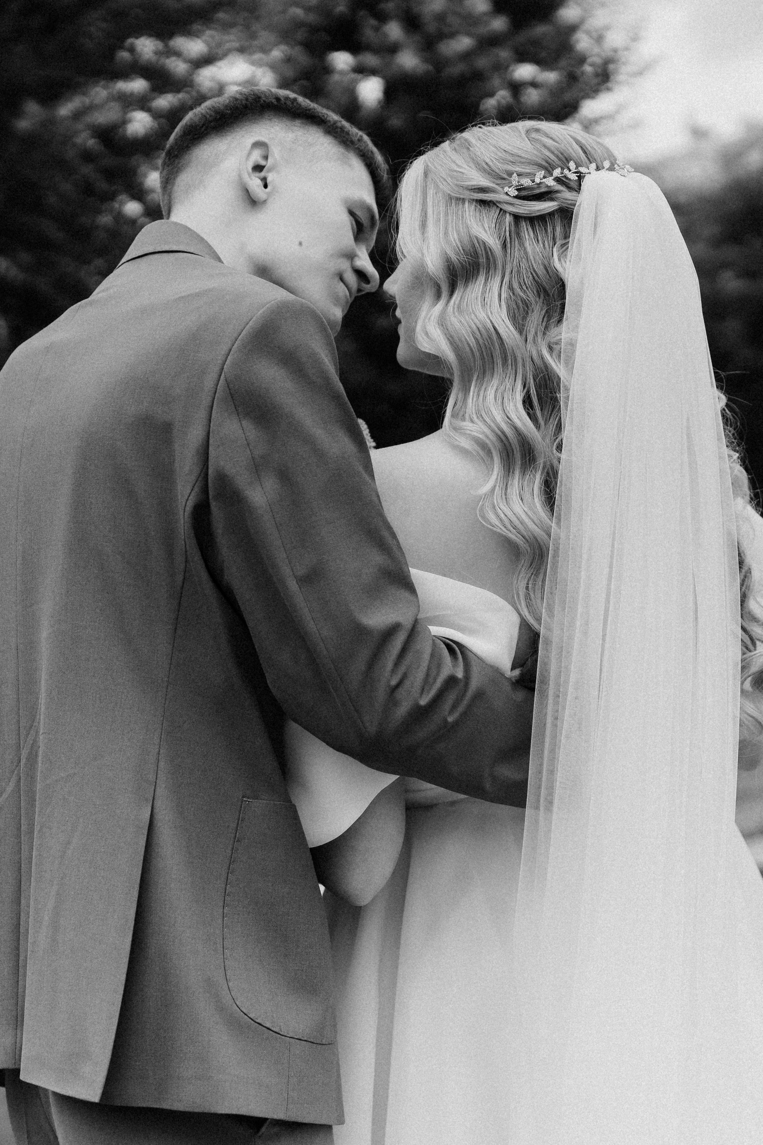 Он, она и весь день любви. Злата и Никита. Свадебный и семейный фотограф в Екатеринбурге Катя Буряк