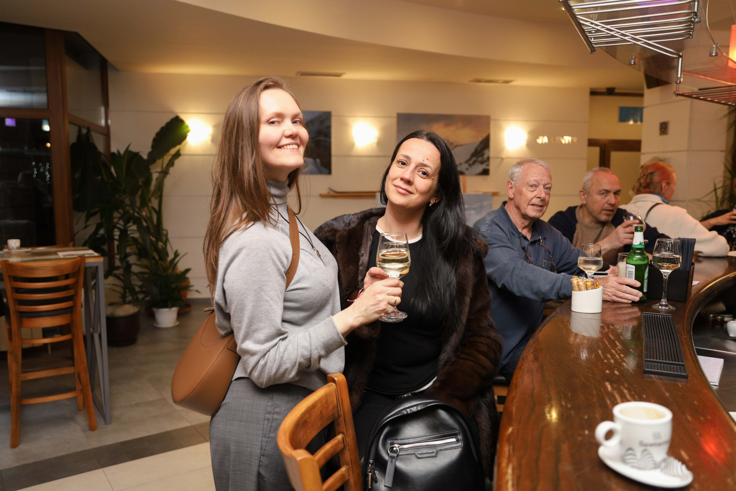 Изложба на Татьяна Дердей. Лариса Богомолова. Фотограф. Видеограф. Болгария