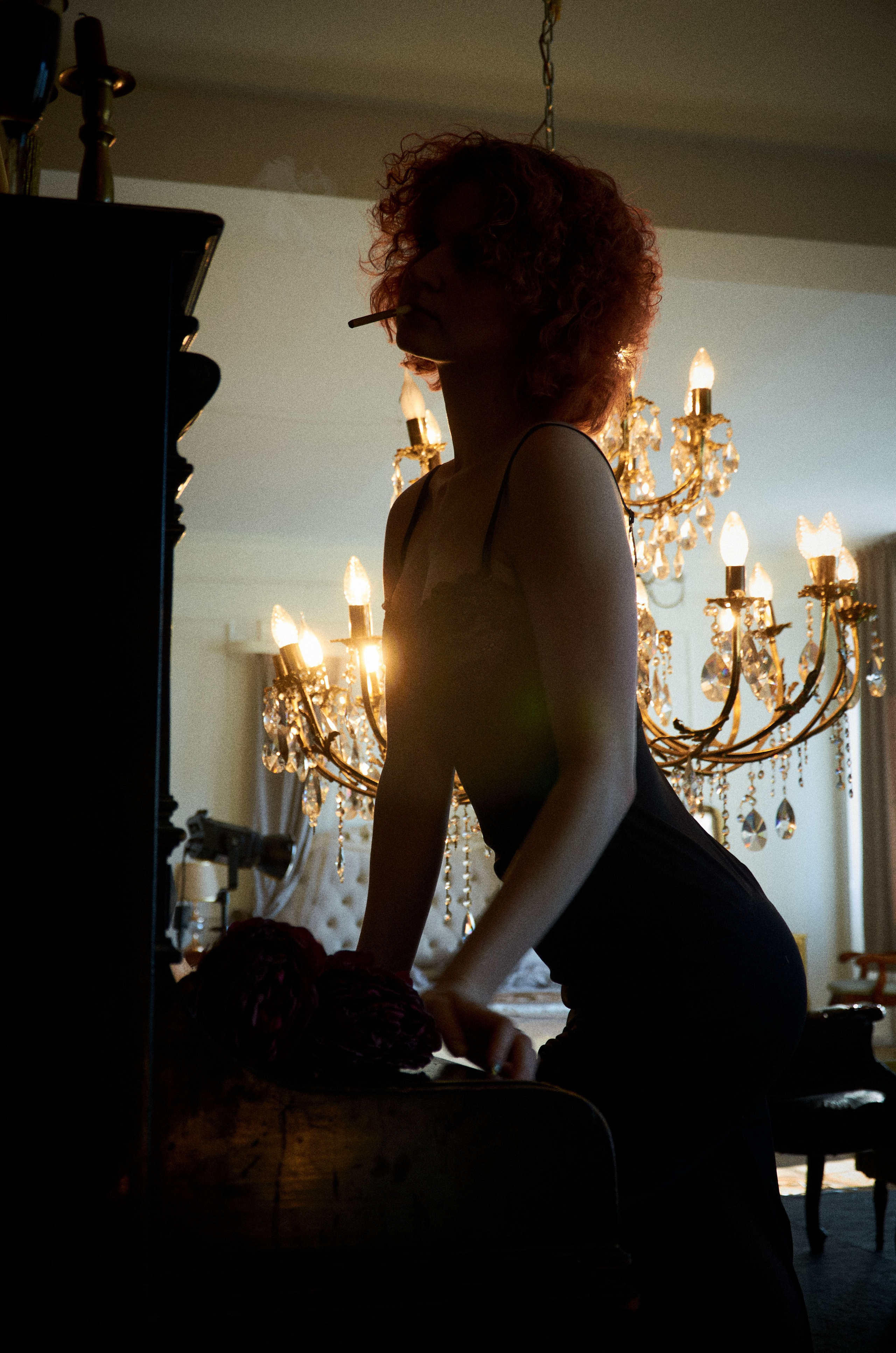 Smoke and red. Kinzie|Концептуальный фотограф Екатеринбург