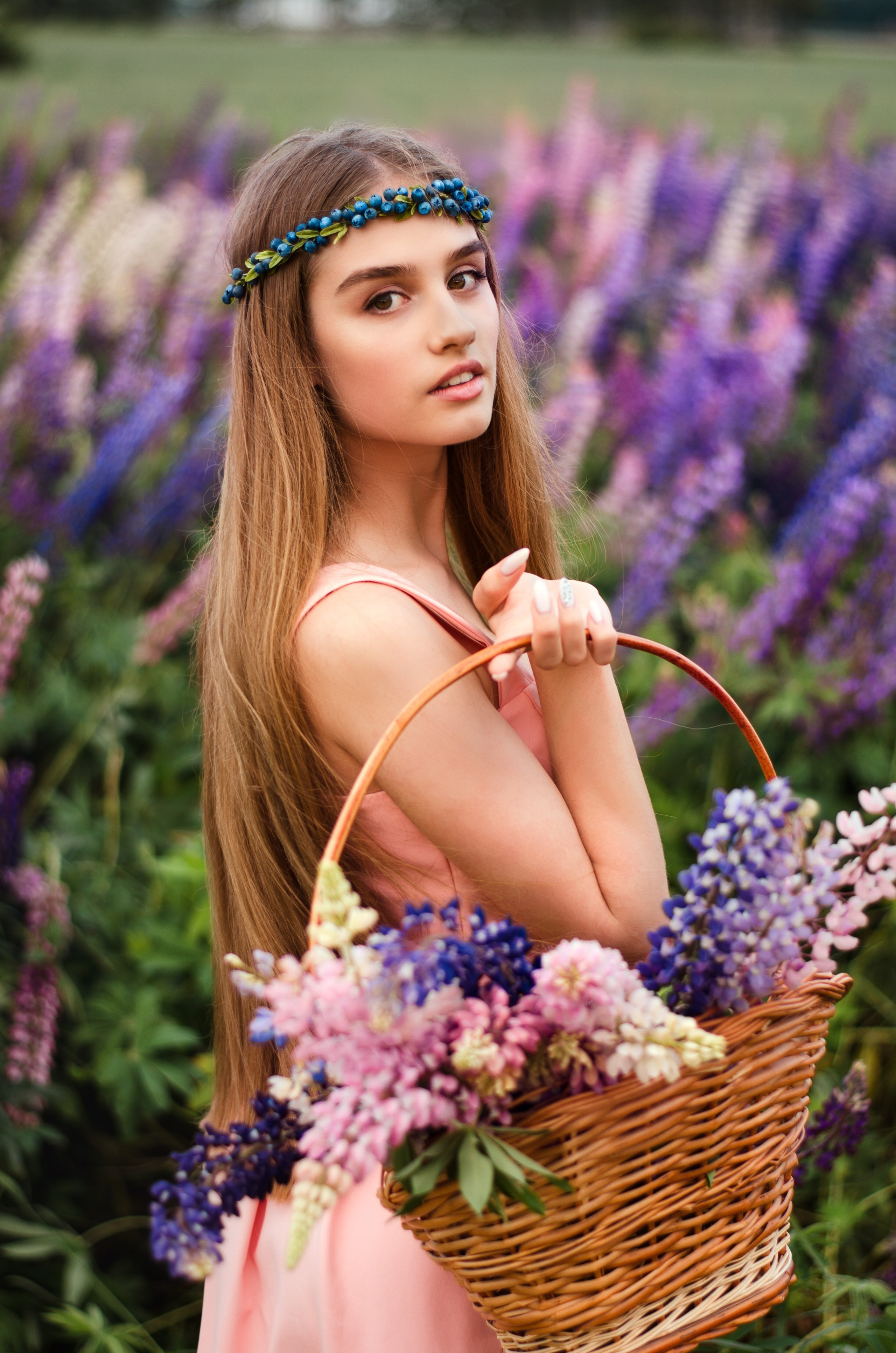 Мария в полях. Фотограф Евдокимов Никита. Тамбов, Москва