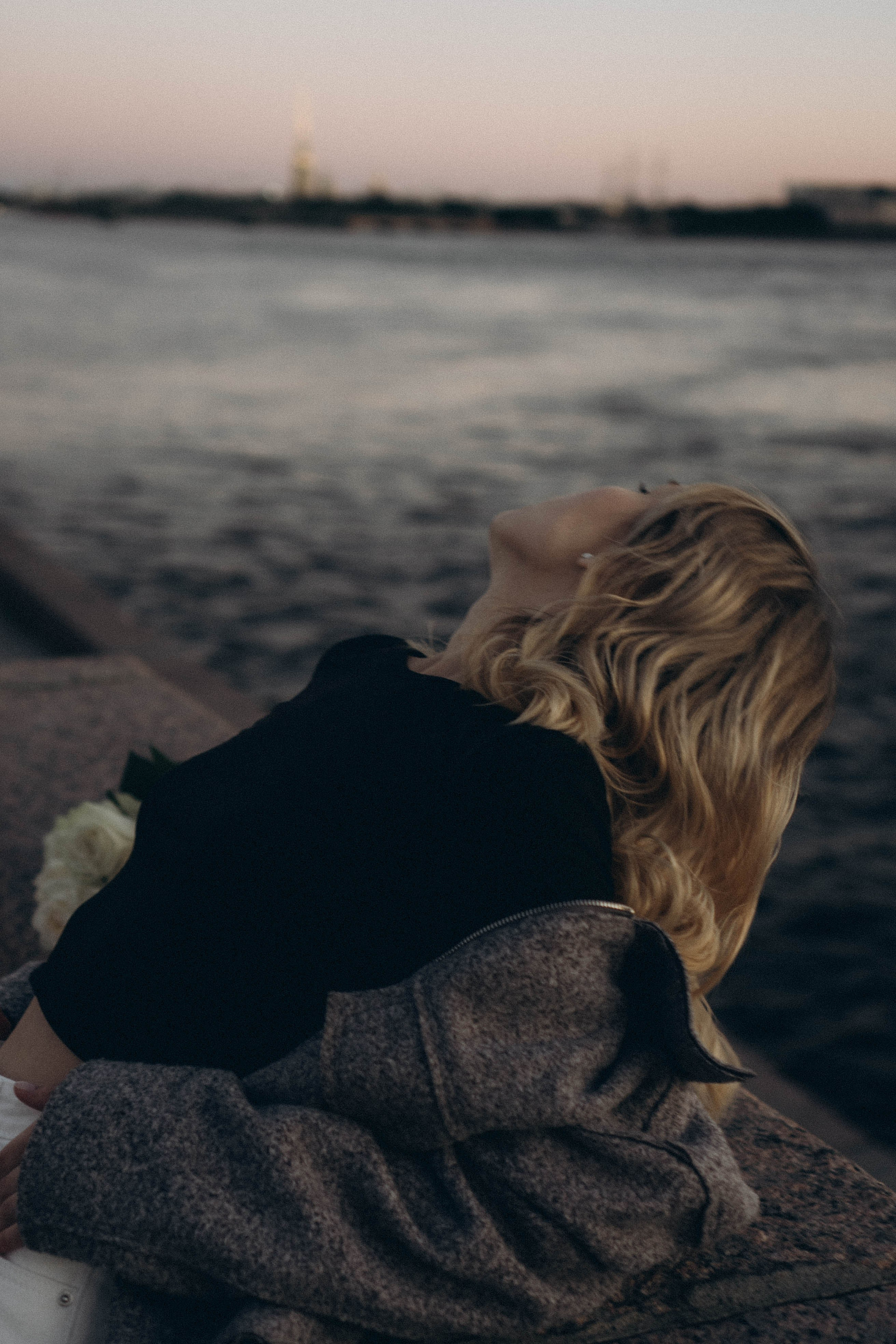 ПРОГУЛКА ПО ГОРОДУ В БЕЛЫЕ НОЧИ (другой вариант). Профессиональный фотограф, Санкт-Петербург — Виктория Богомолова