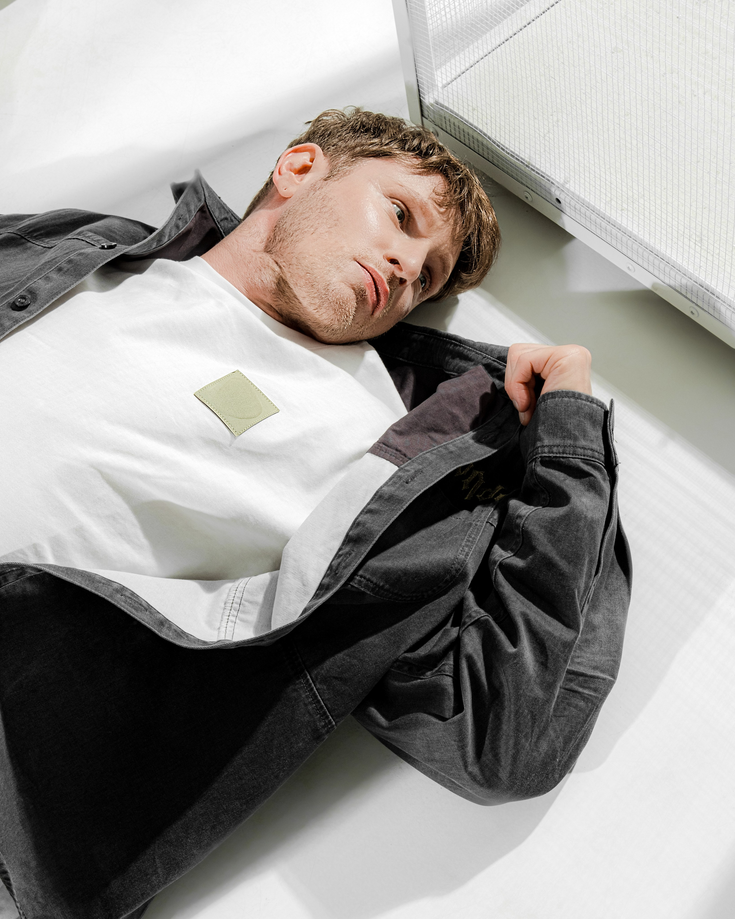 Я  фотограф. Работаю в городе Москва,