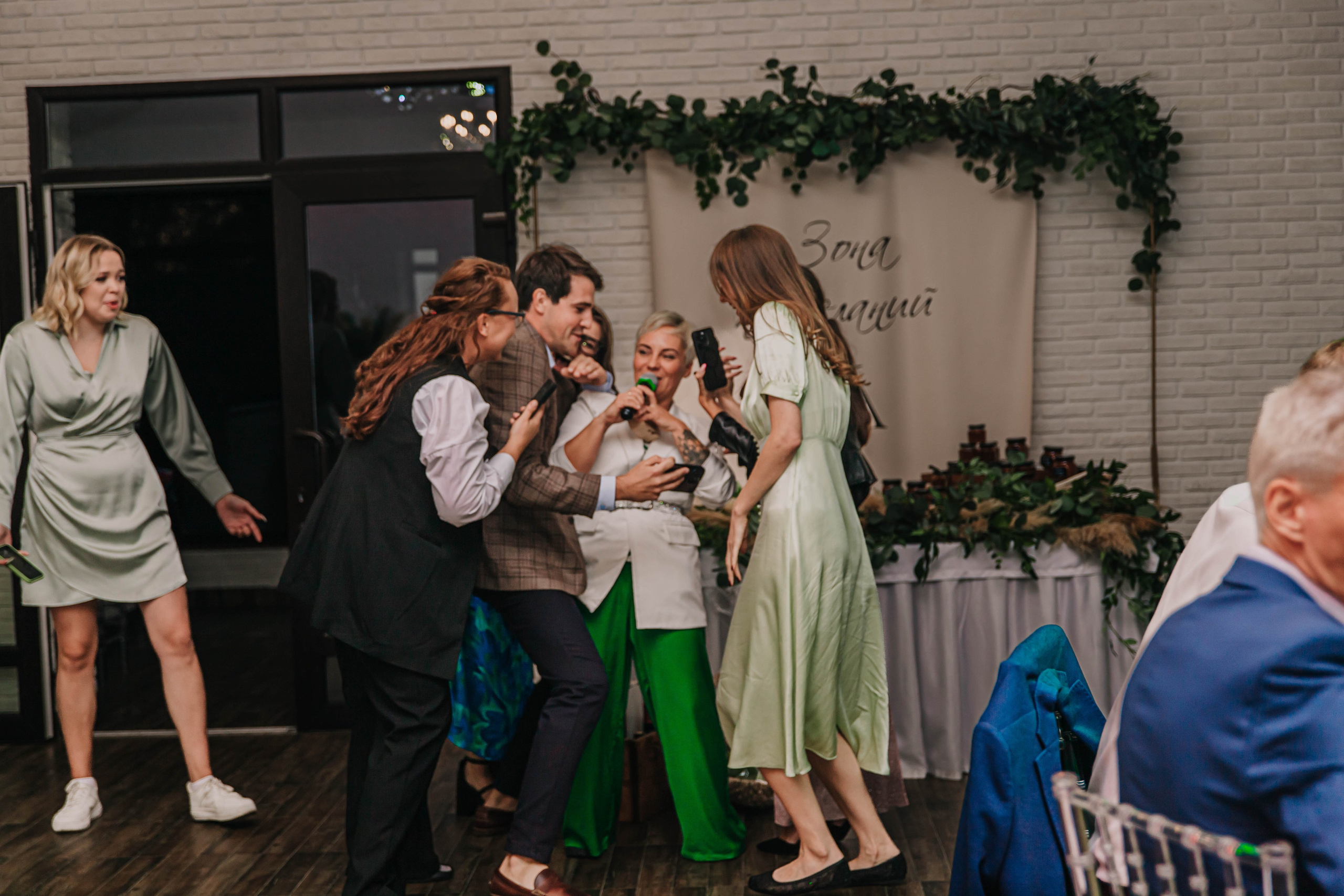 Вячеслав и Анастасия (пакет «Весь день»). Фотограф Дарья Маташкова