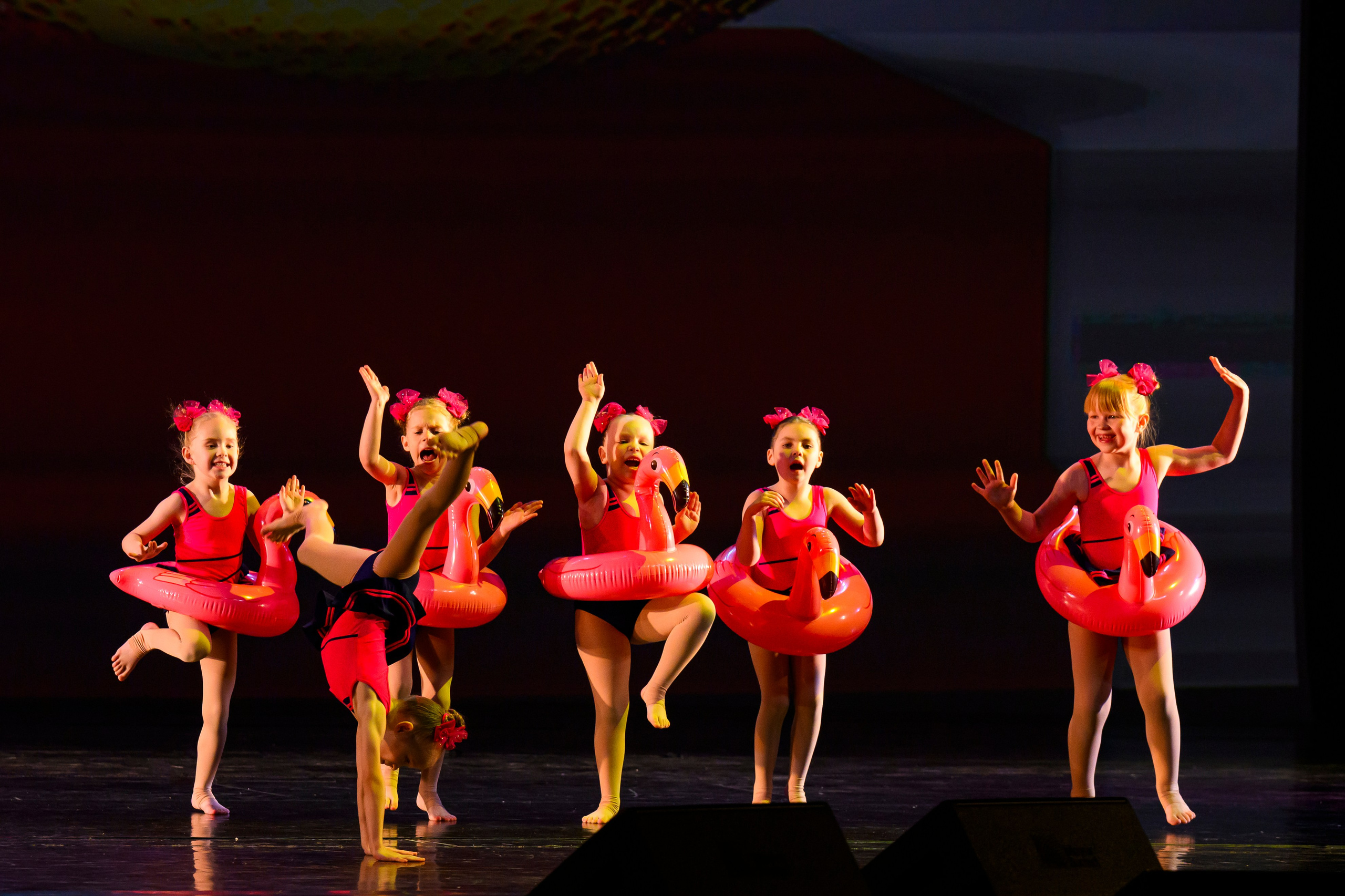 23 апреля, часть 1, БКЗ Октябрьский, г. Санкт-Петербург. Золотое яблочко