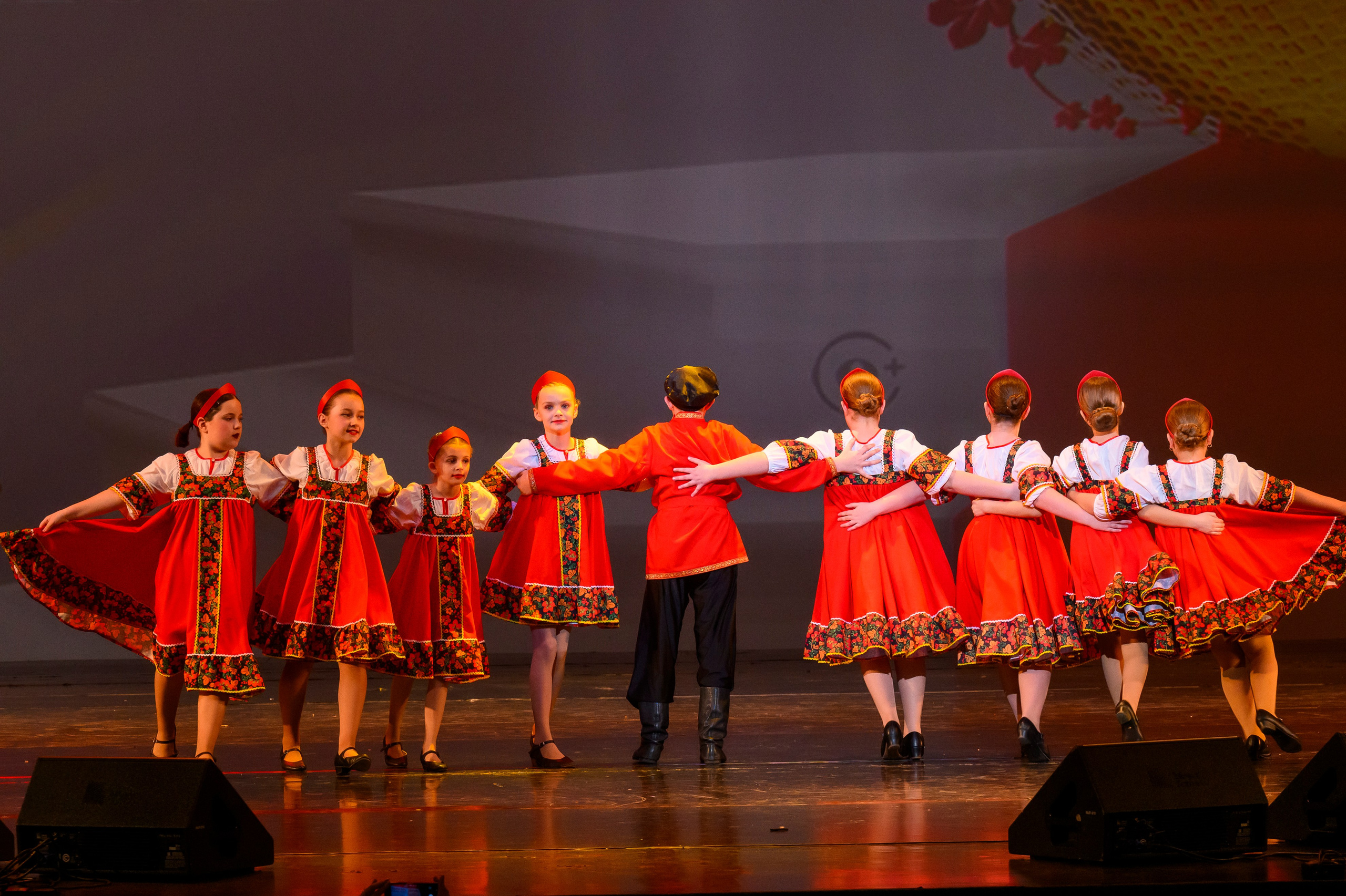 23 апреля, часть 2, БКЗ Октябрьский, г. Санкт-Петербург. Золотое яблочко