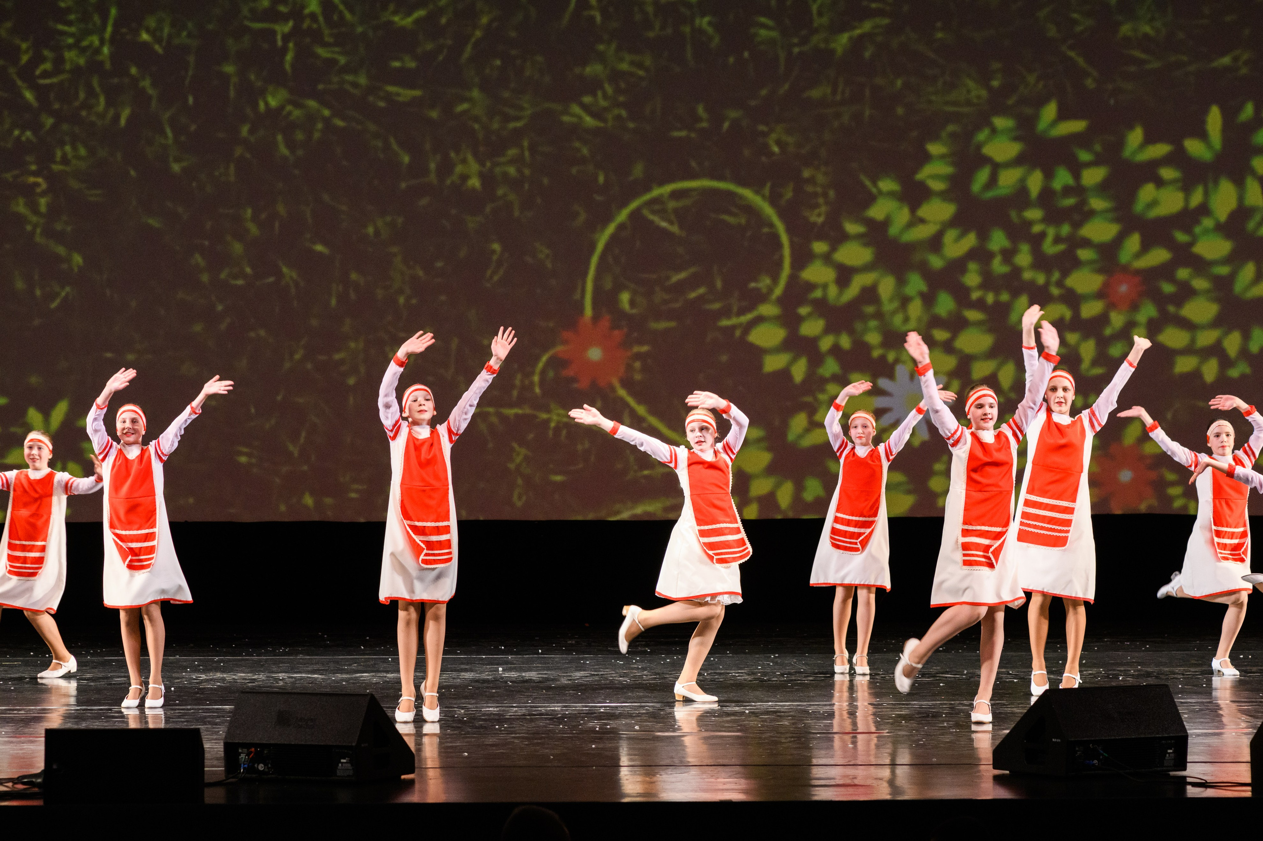 23 апреля, часть 2, БКЗ Октябрьский, г. Санкт-Петербург. Золотое яблочко