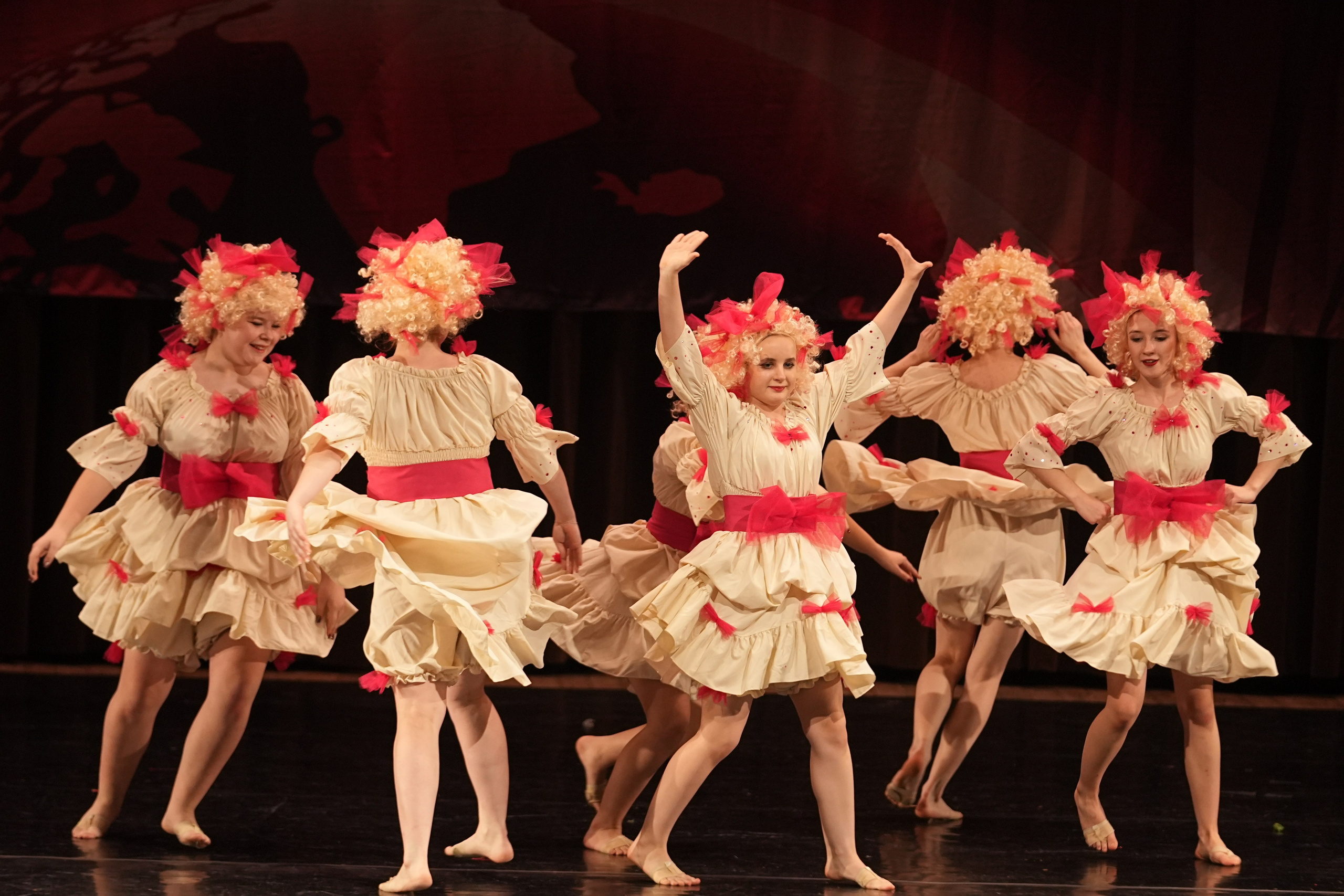 7 декабря, блок 2, г. Москва. Золотое яблочко