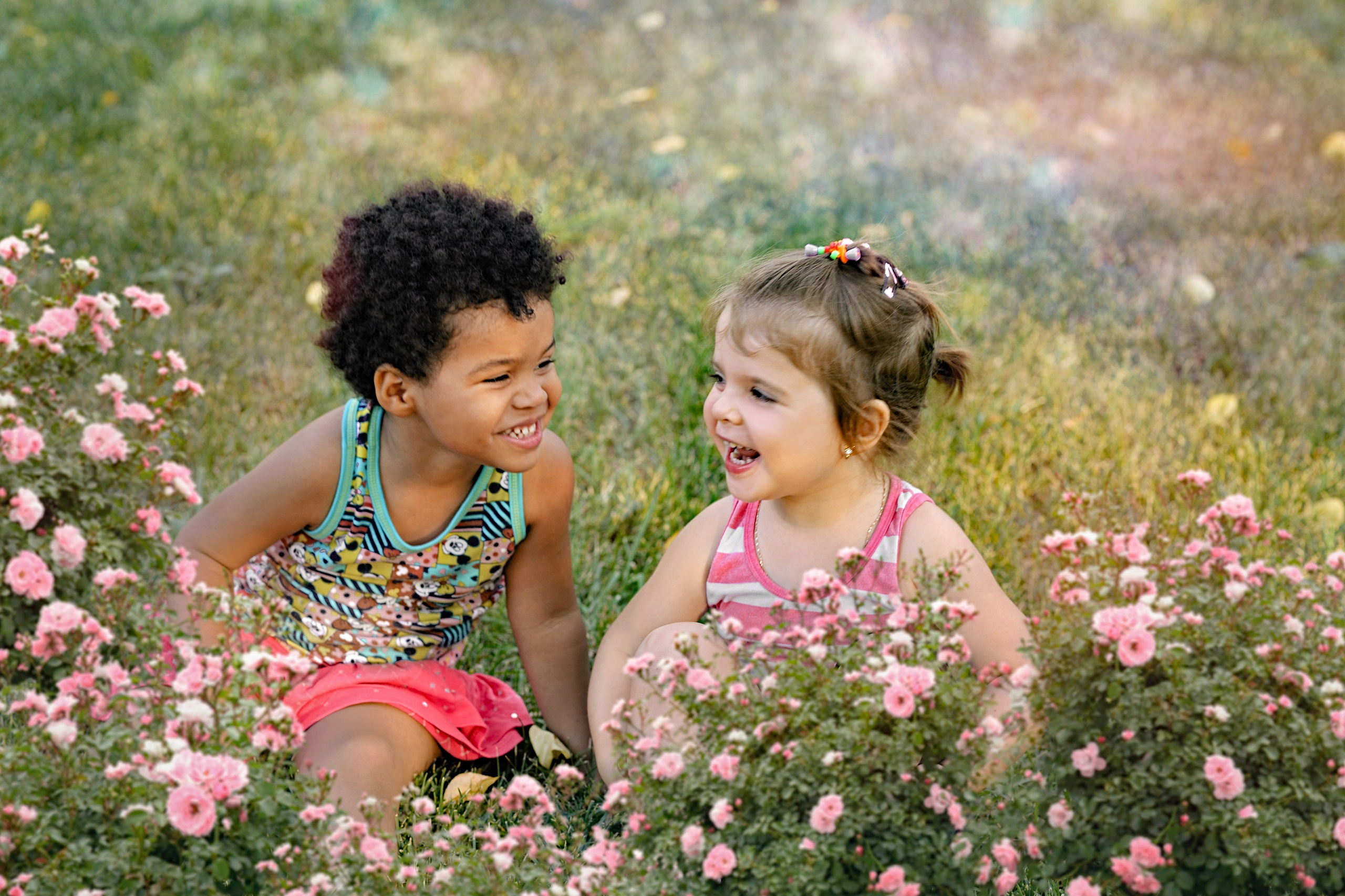 Летняя фотосессия на природе, в лесу, на улице. Семейная с детьми