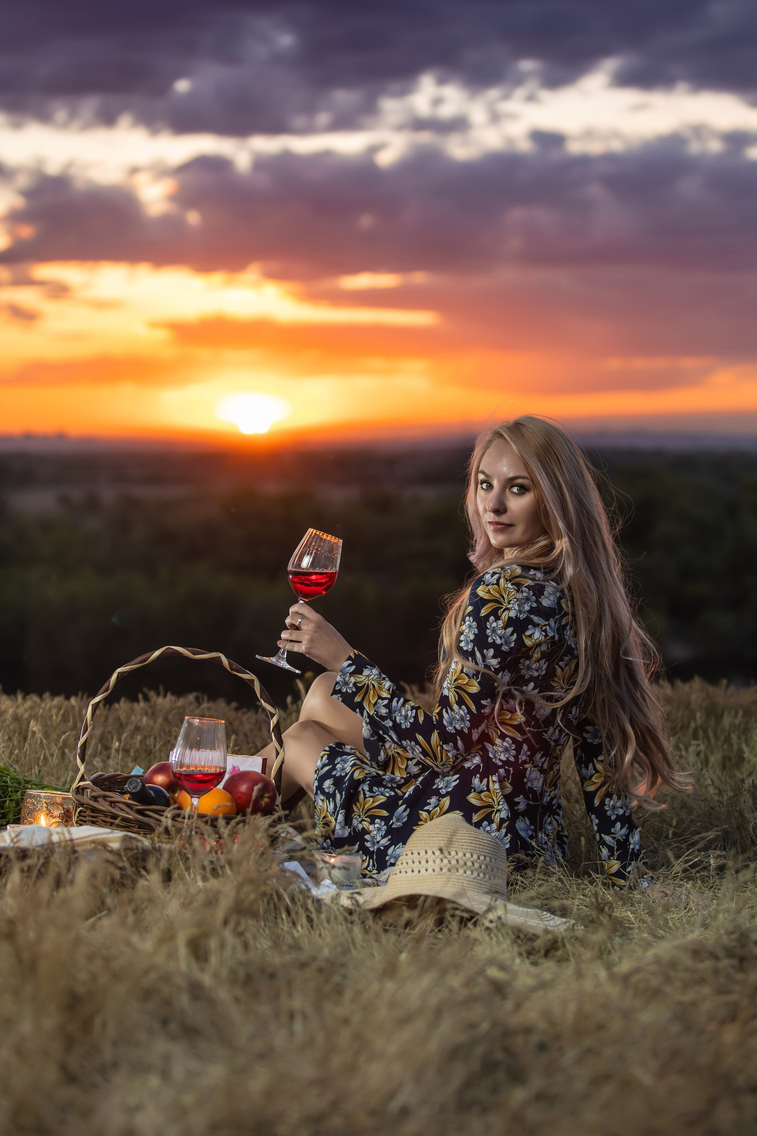 Оксана. Главная