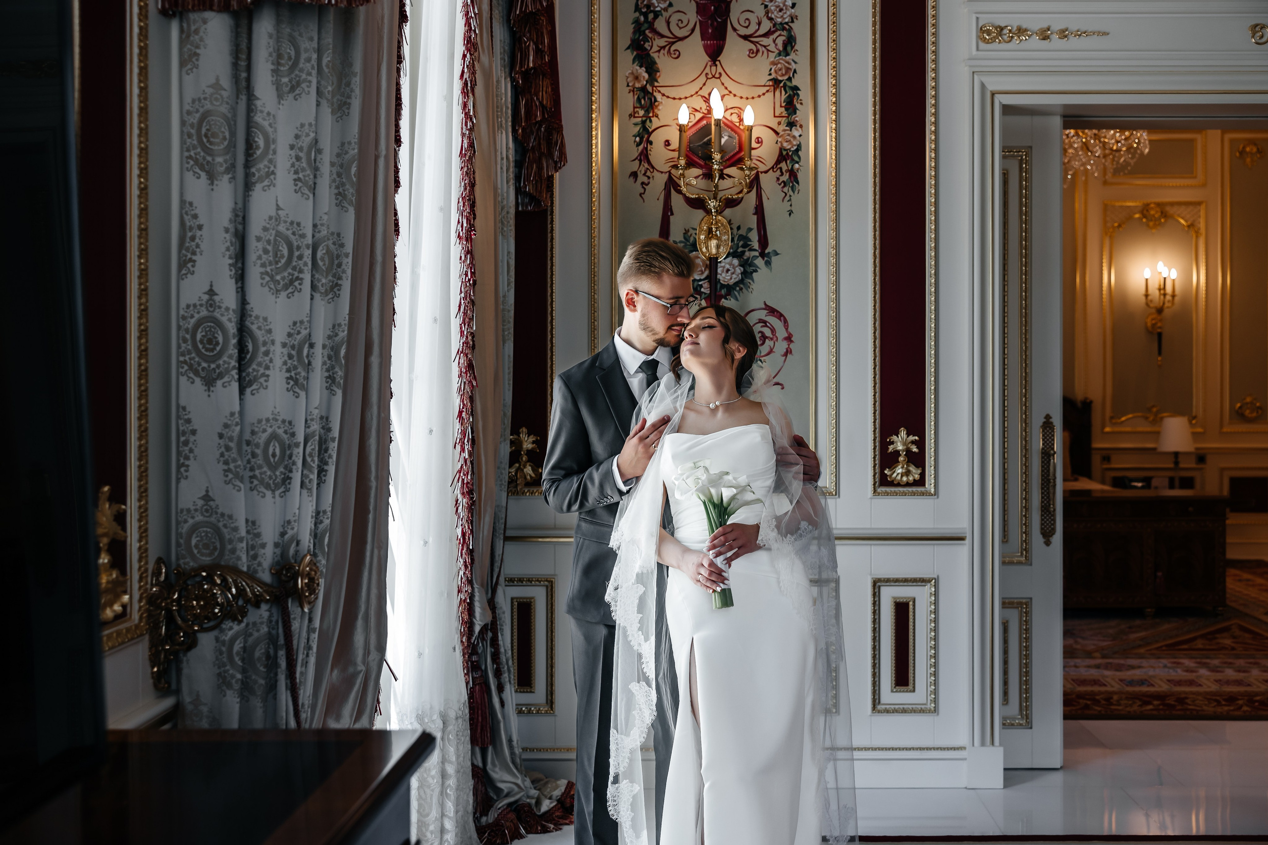 Анонс свадьбы Иры и Никиты. Прогулка в отеле Крымский Бриз. Свадебный фотограф в Крыму и Севастополе Ольга Баскакова