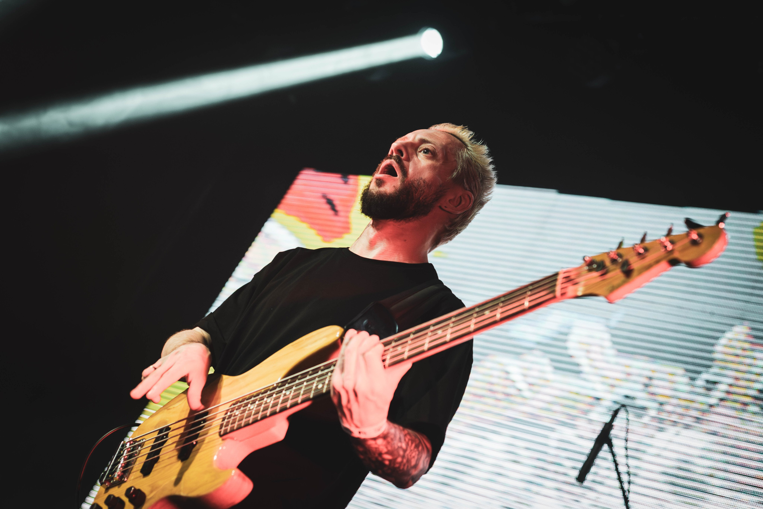 7000$ (29 июня 2025 года, Москва, клуб Урбан). Фотограф Светлана Блинова, Москва и Московская область