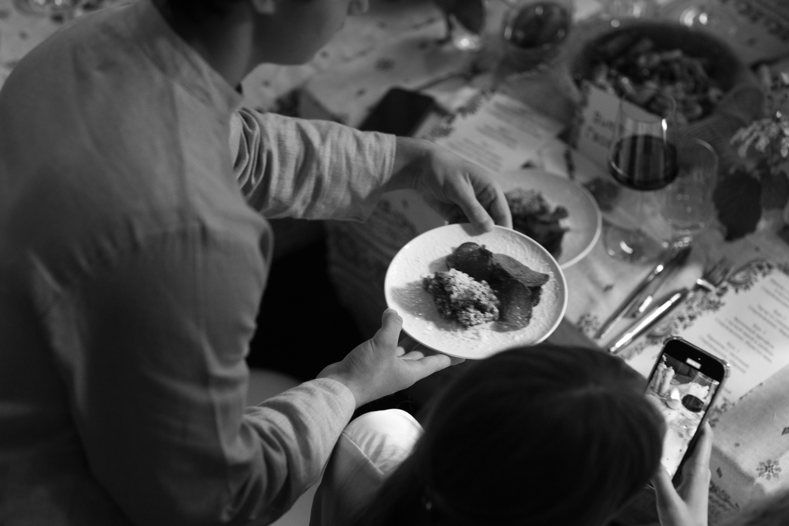 Званый ужин от гастрокафе «Sentori». Свадебные фотографы в г. Сургут Маркова Наталья и Замахина Елена