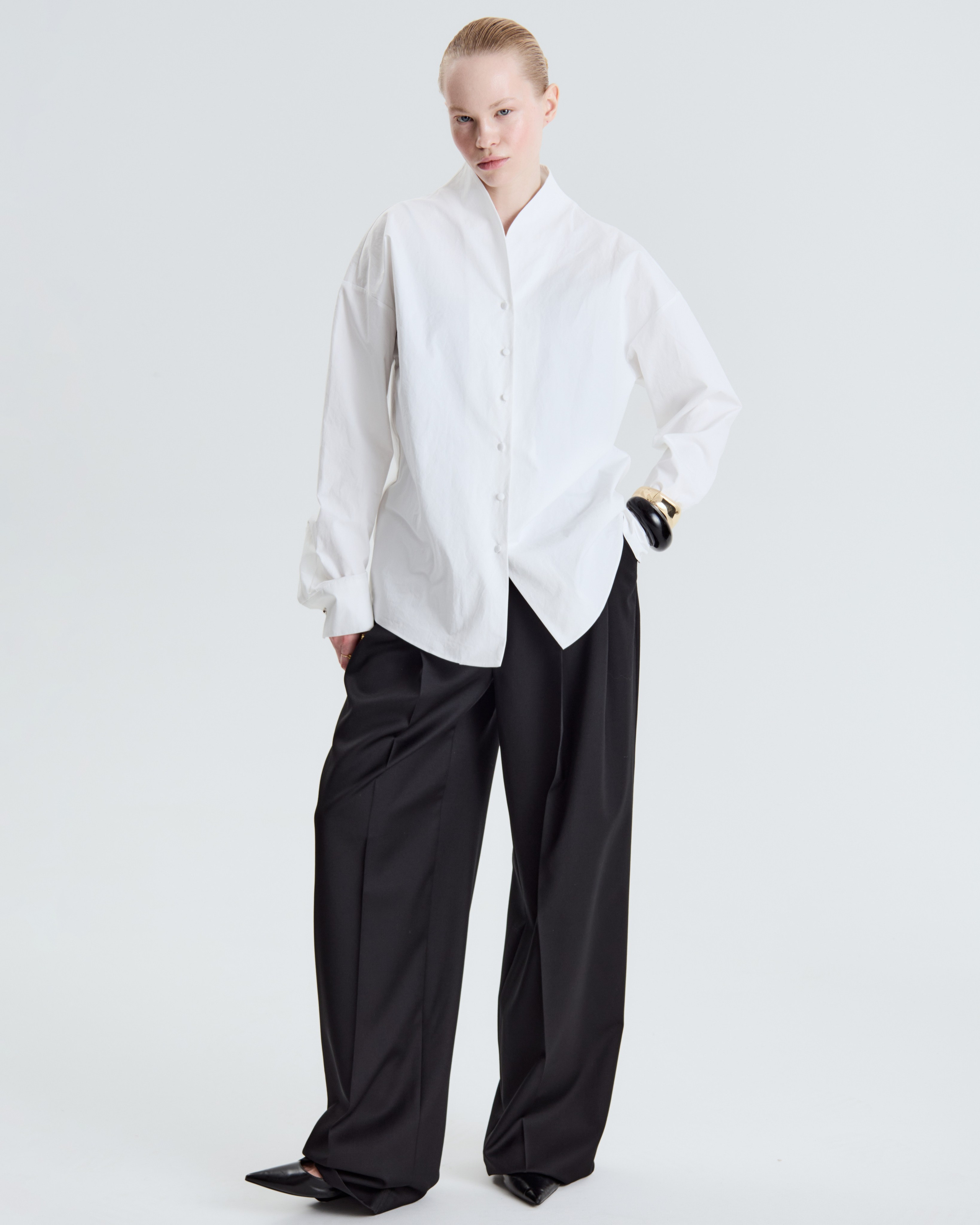 Room513. Фотограф и видеограф для брендов в Москве