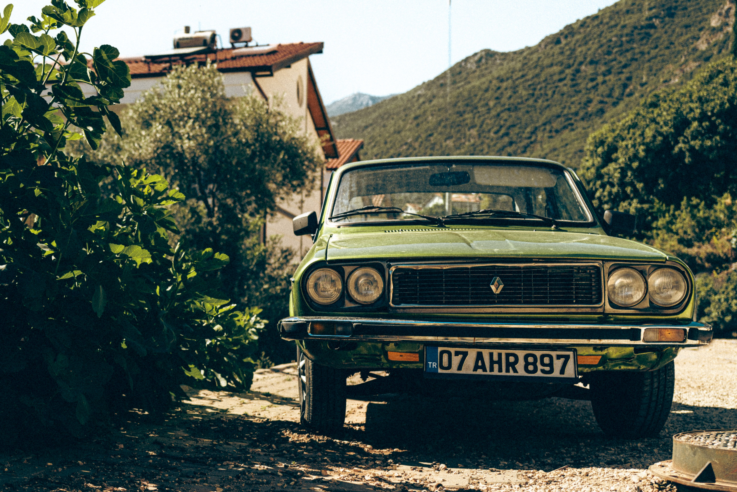 Street. Если ты на Земле — звони