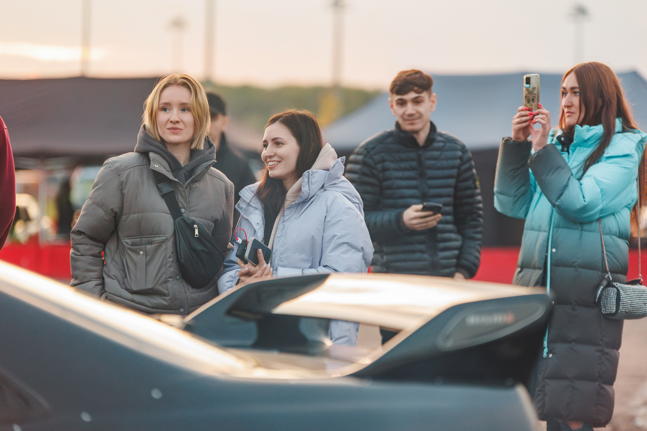 Выставка и дрифт машин. Репортажный фотограф. Москва. Алина Ланская
