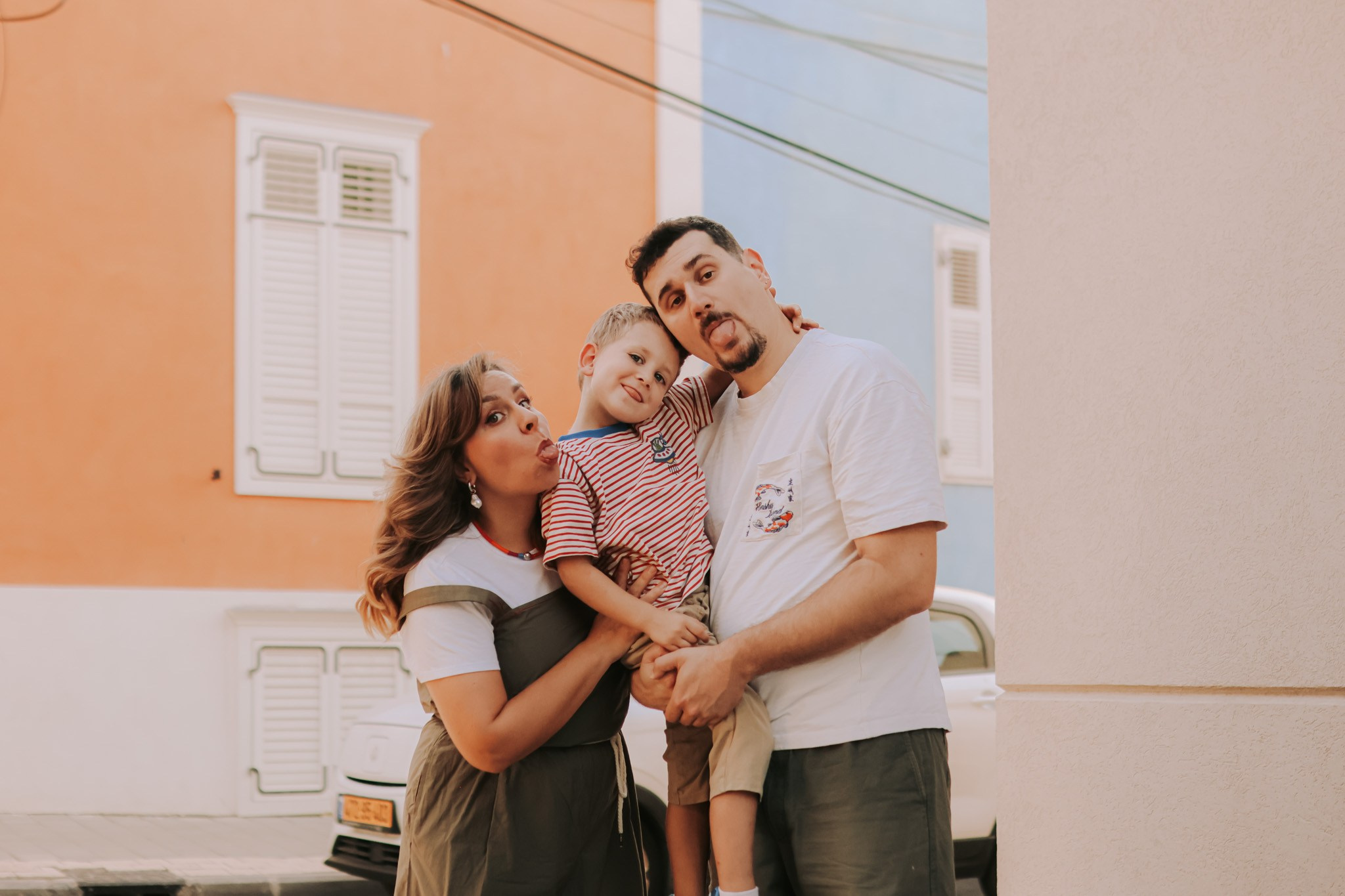 Nata, Misha and Mark, Tel Aviv | November 2025. Photographer in Israel Alice Milchin