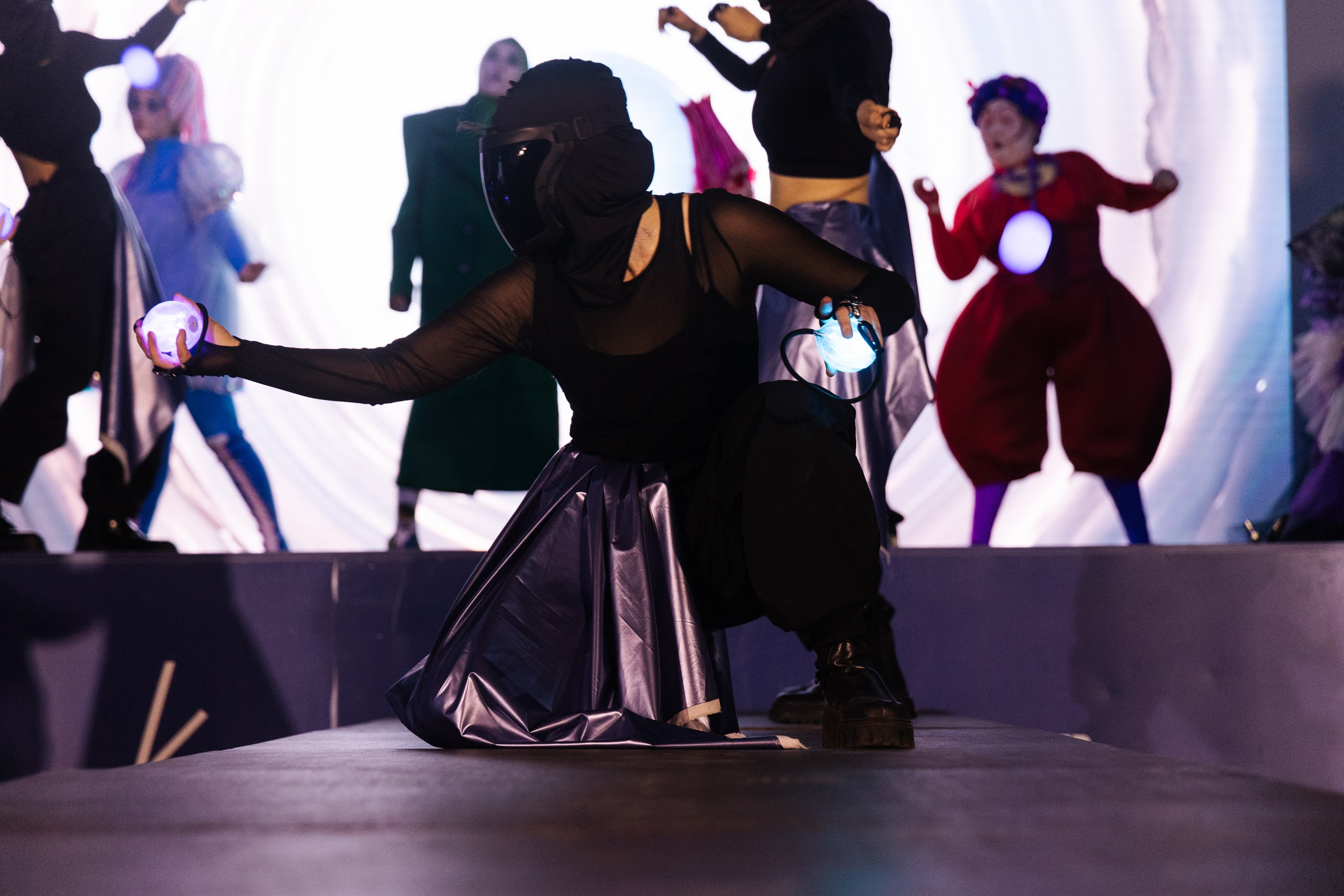 Уличный театр «Чудо» — спектакль «Красиво». Flint — photographer