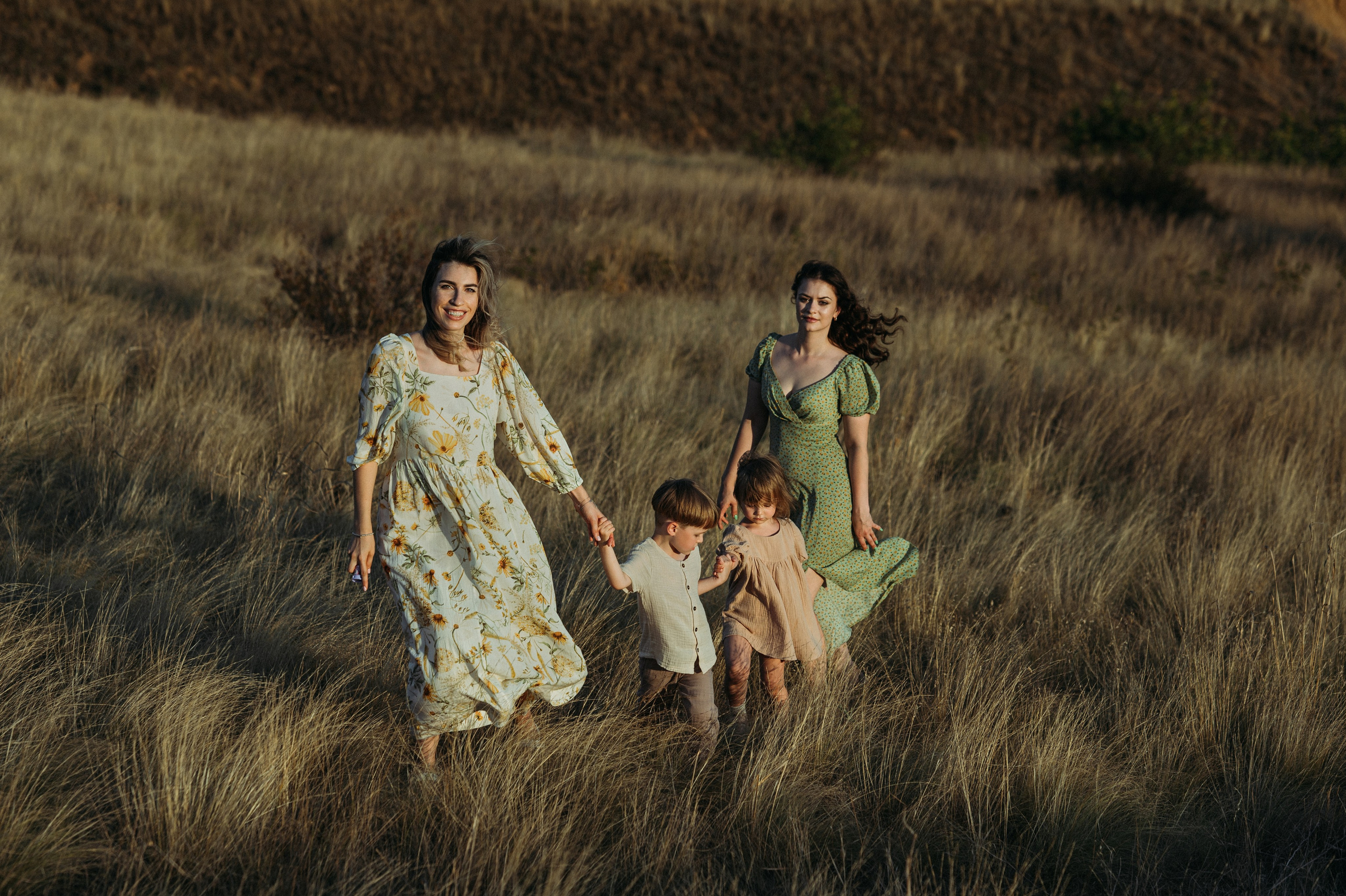 Наташа, Степа, Василиса, Лера. Www.ostermiller.ru