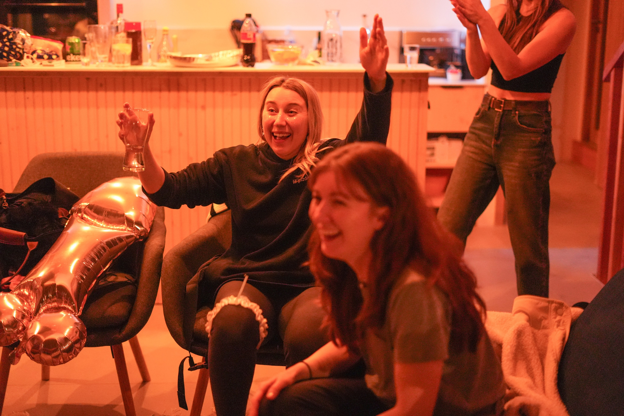 Stasy’s bachelorette party. Wedding Photographer in Barcelona and Medellin