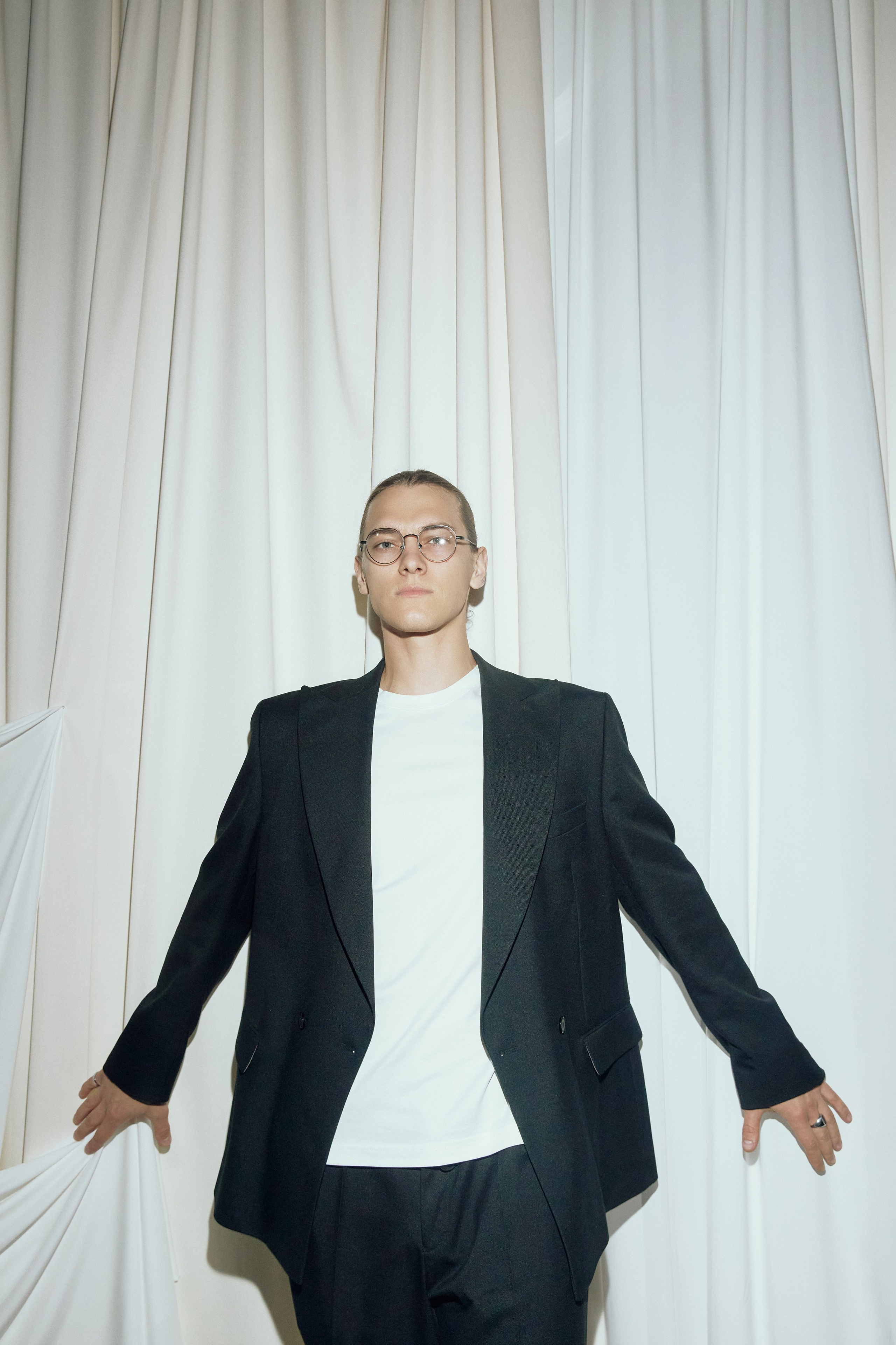 A MIRROR IS ONLY A HEART. Дмитрий Мазуркевич: Профессиональный Репортажный Фотограф