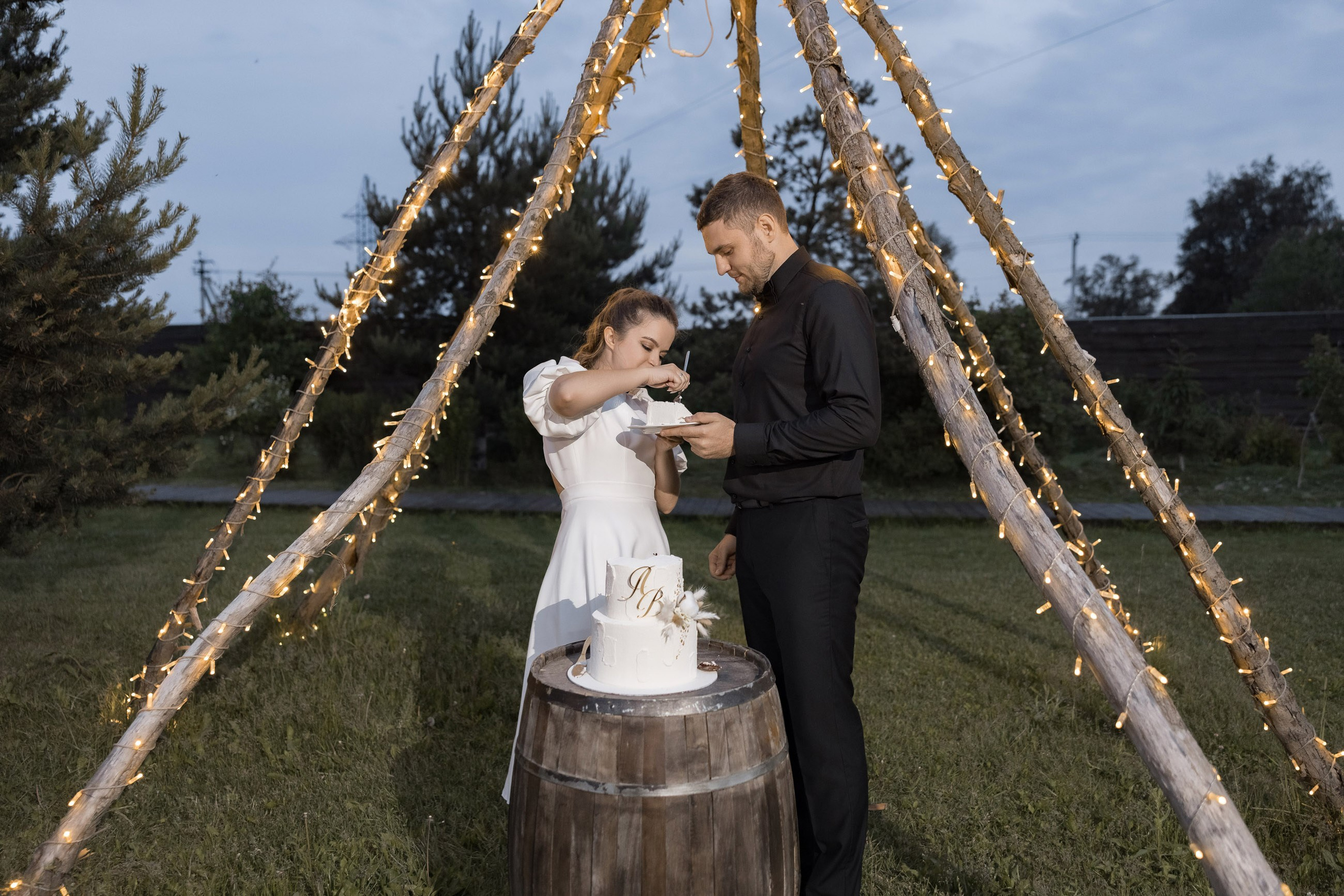 Артем и Вера. Свадебный фотограф и видеограф Юрий и Эля Дубинины