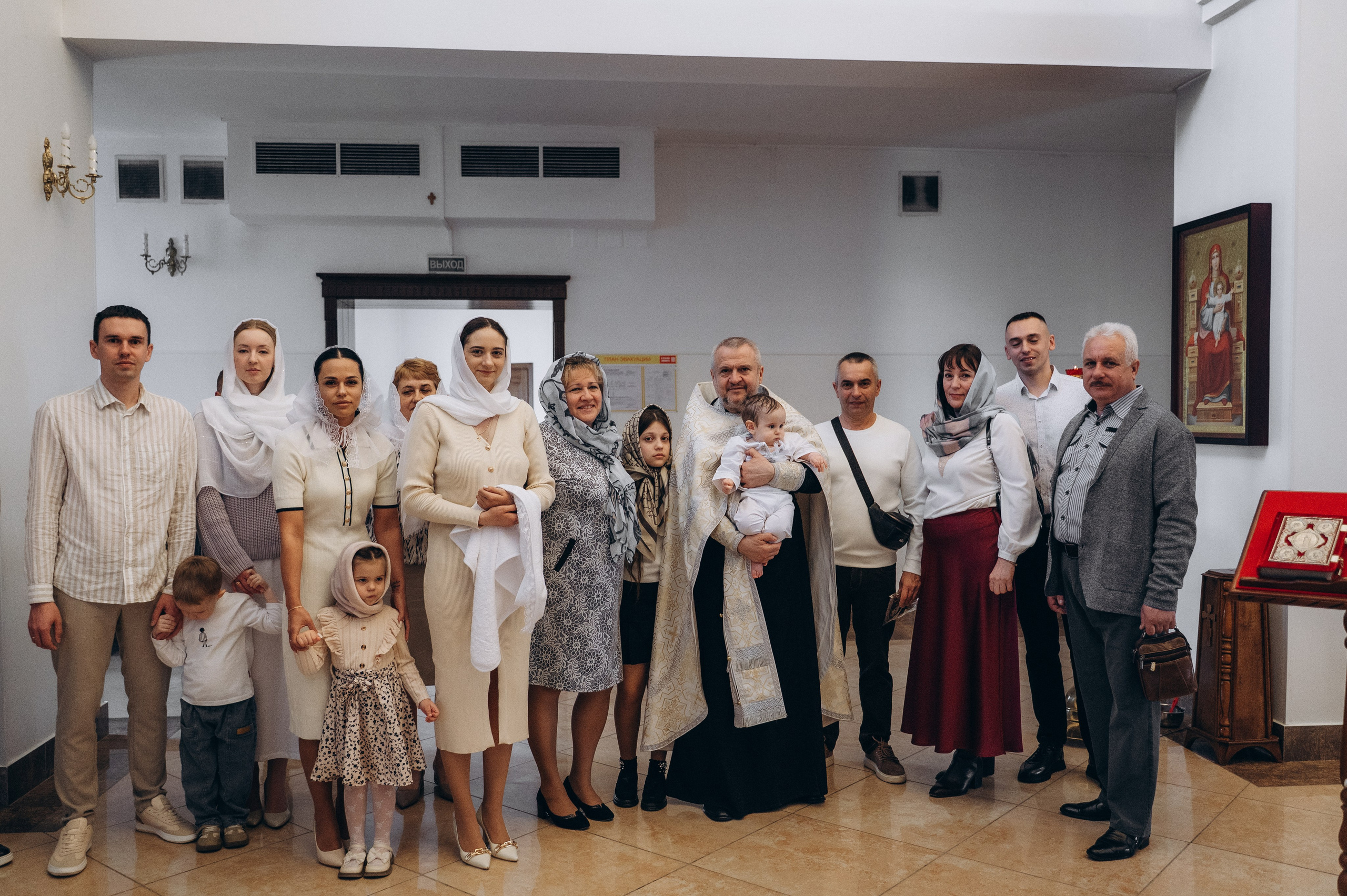 Крещение Мирона (Храм Преображения Господня). Семейный фотограф в Минске Дарья Дреко