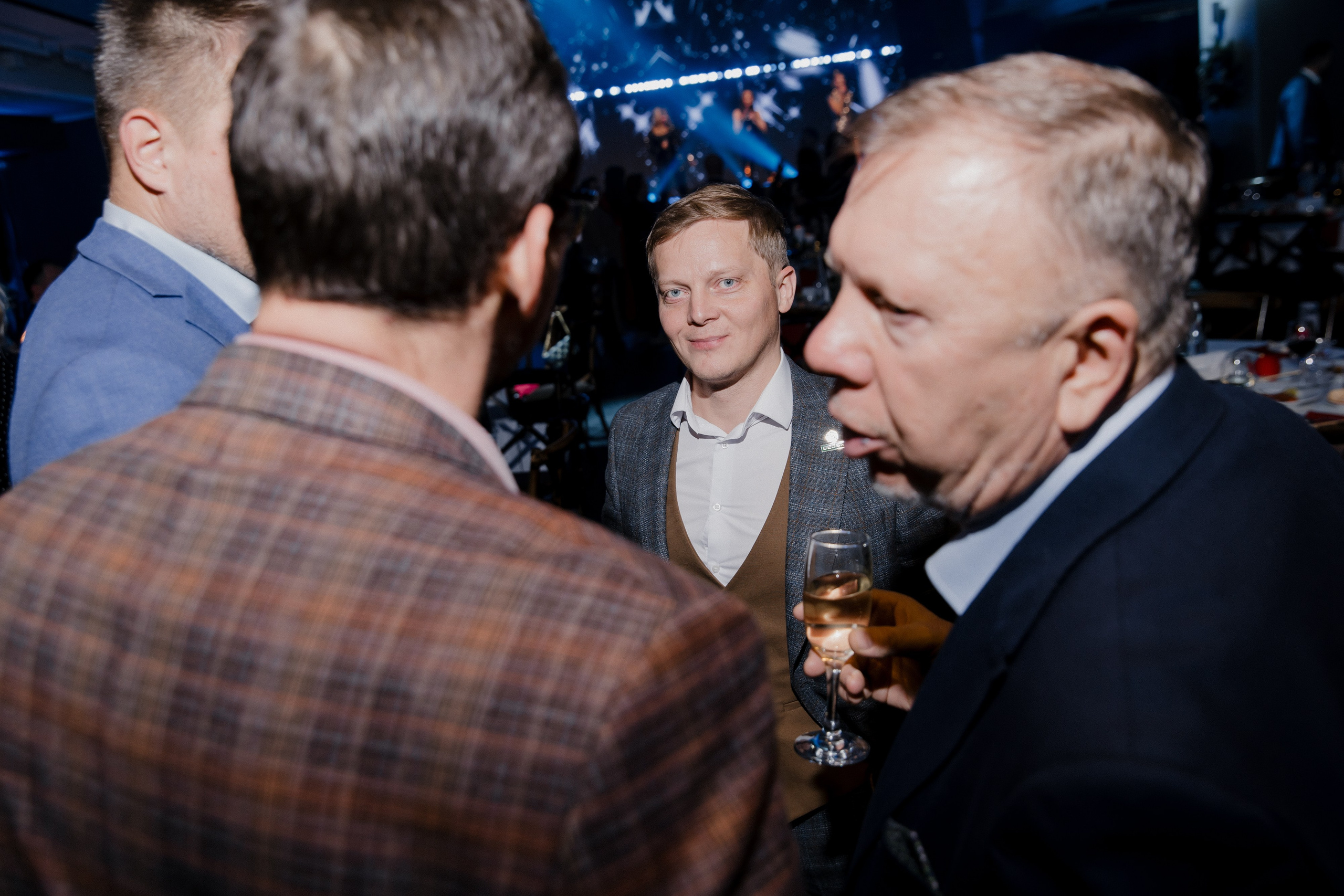 Инвест Ёлка. LEVORIGINAL