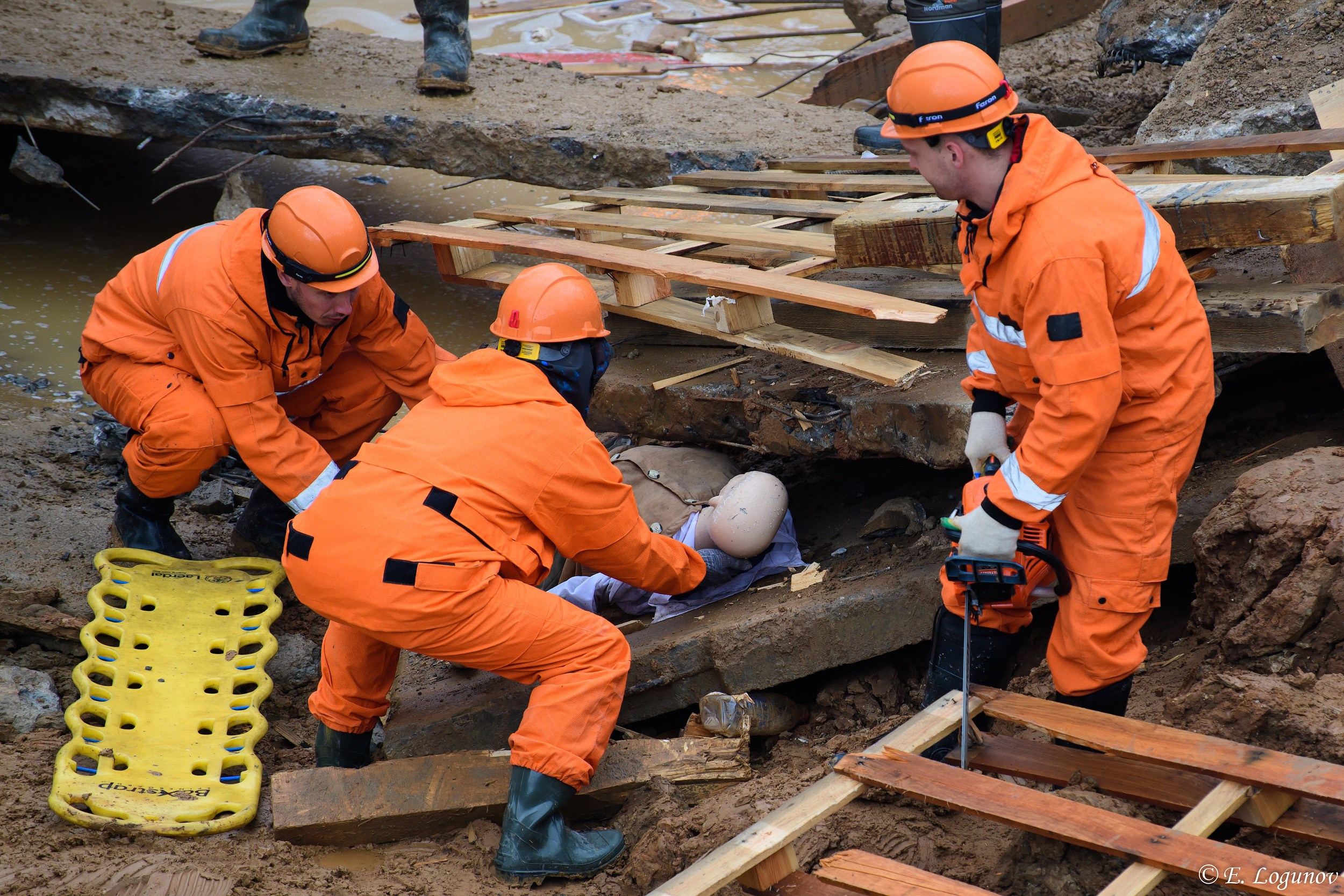 Комплексные пожарно-тактические учения «Действия органов управления, сил и средств МГСЧС по отработке вопросов ликвидации чрезвычайной ситуации, возникшей в следствии пожара в высотном здании»