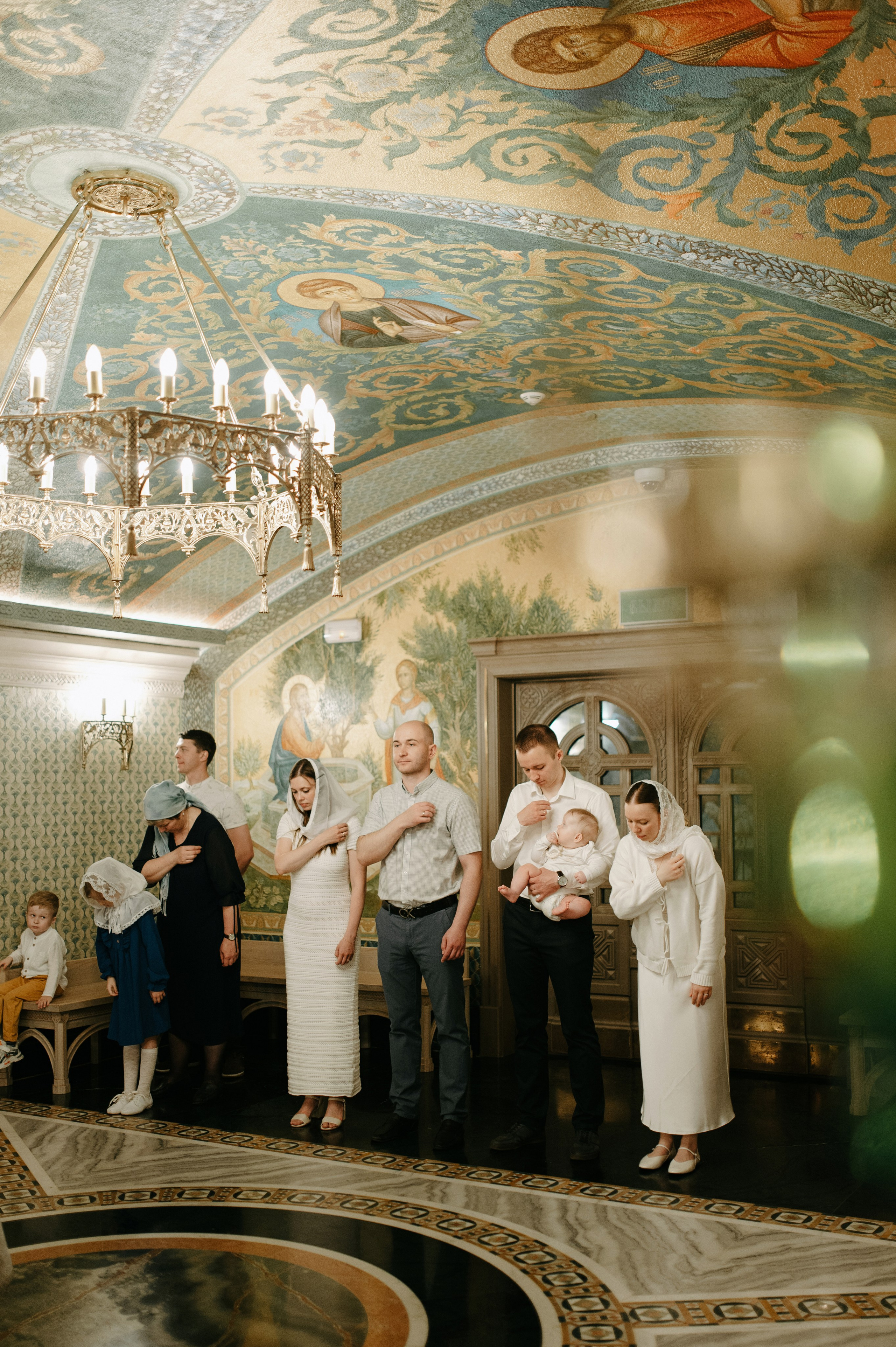 Крещение в Сретенском монастыре. Семейный и свадебный фотограф в Москве Татьяна Николаева