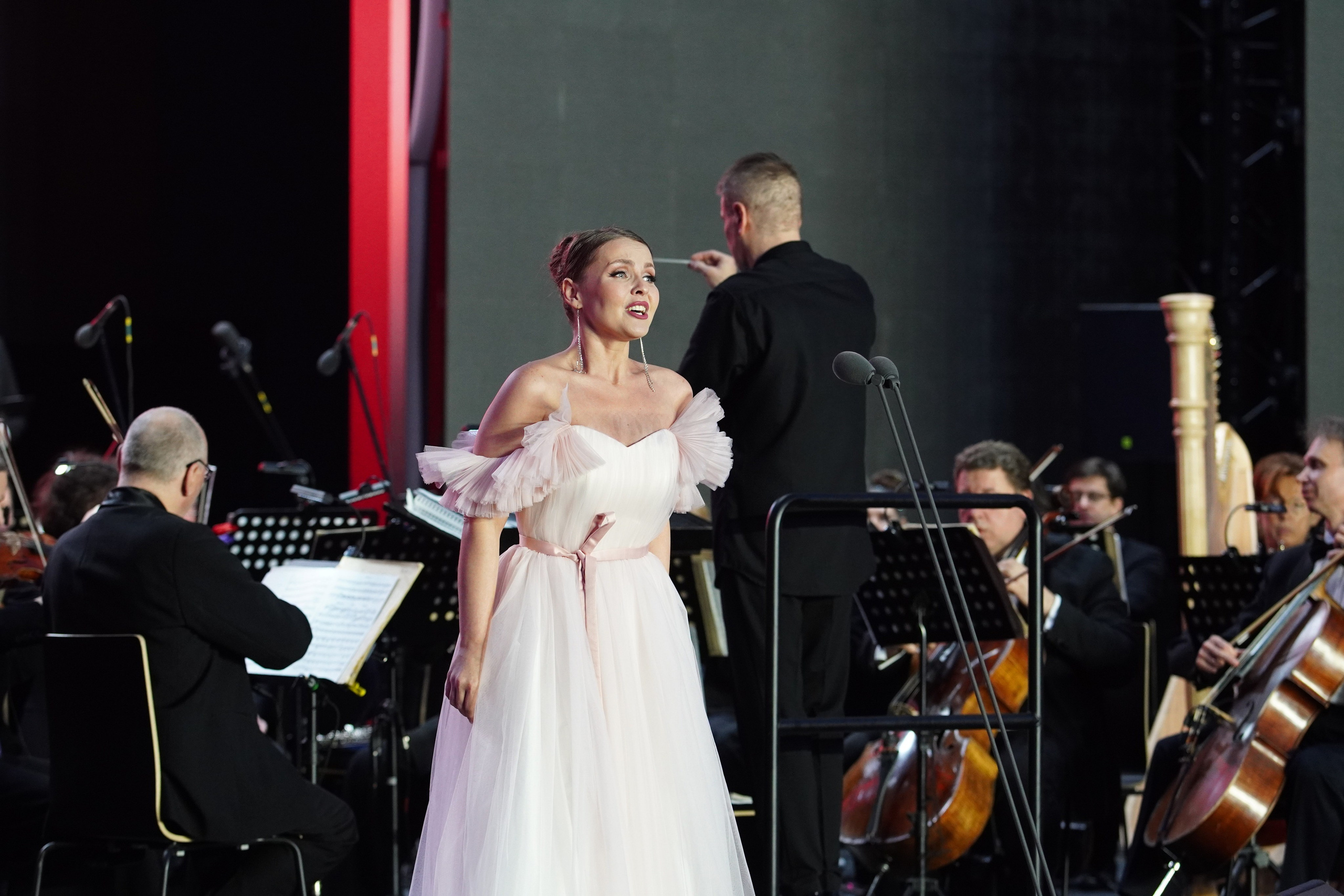 Книжный фестиваль на Красной Площади. Фотограф в Москве — Георгий Чернышов