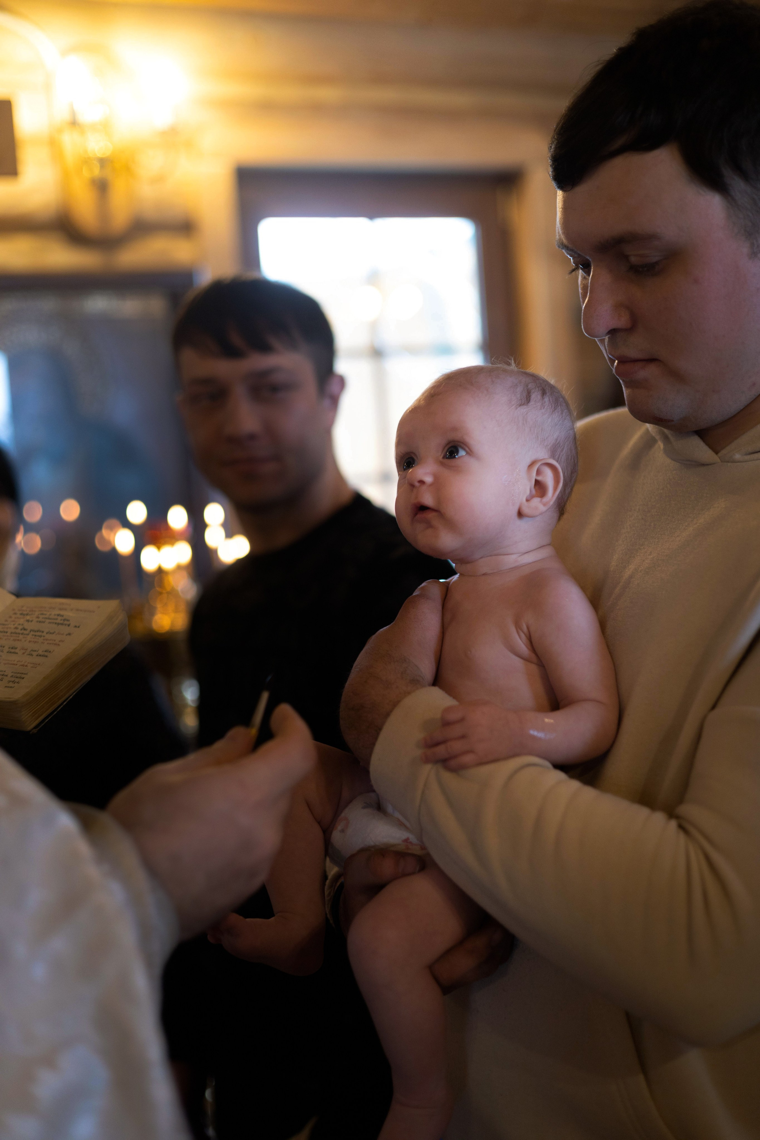 Крещение Саратов новорожденные детская фотосессия ньюборн таинство