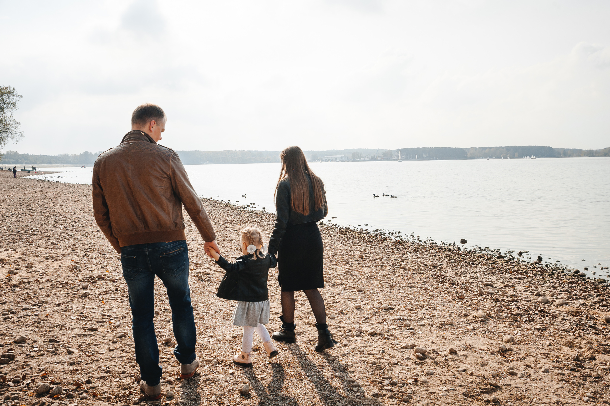Прогулка по осеннему Минскому морю. Свадебный и портретный фотограф в Минске Наташа Каракулова