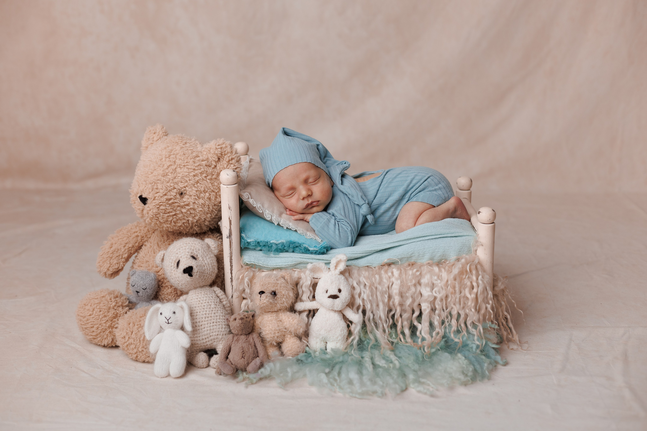 Новорожденные (5-14 дней). Фотограф новорождённых Ярославль. Детский и семейный фотограф Анна Салова