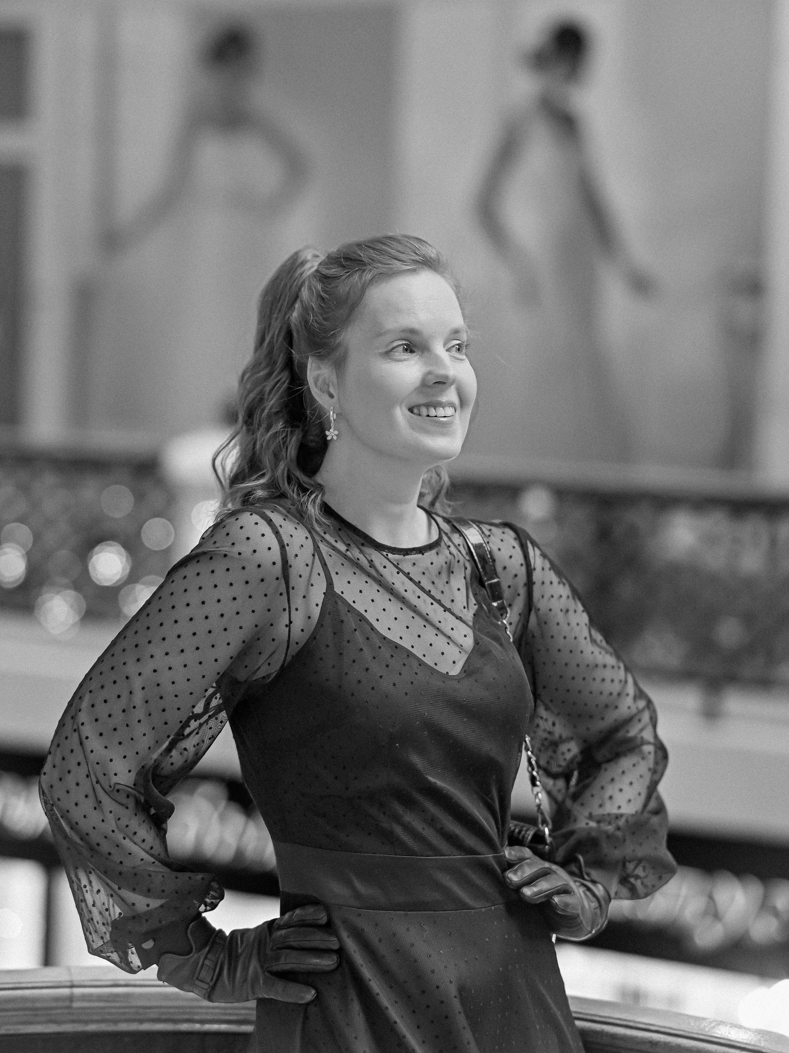 Петровский пассаж ЧБ. Портретный фотограф в Москве Сергей Чудов