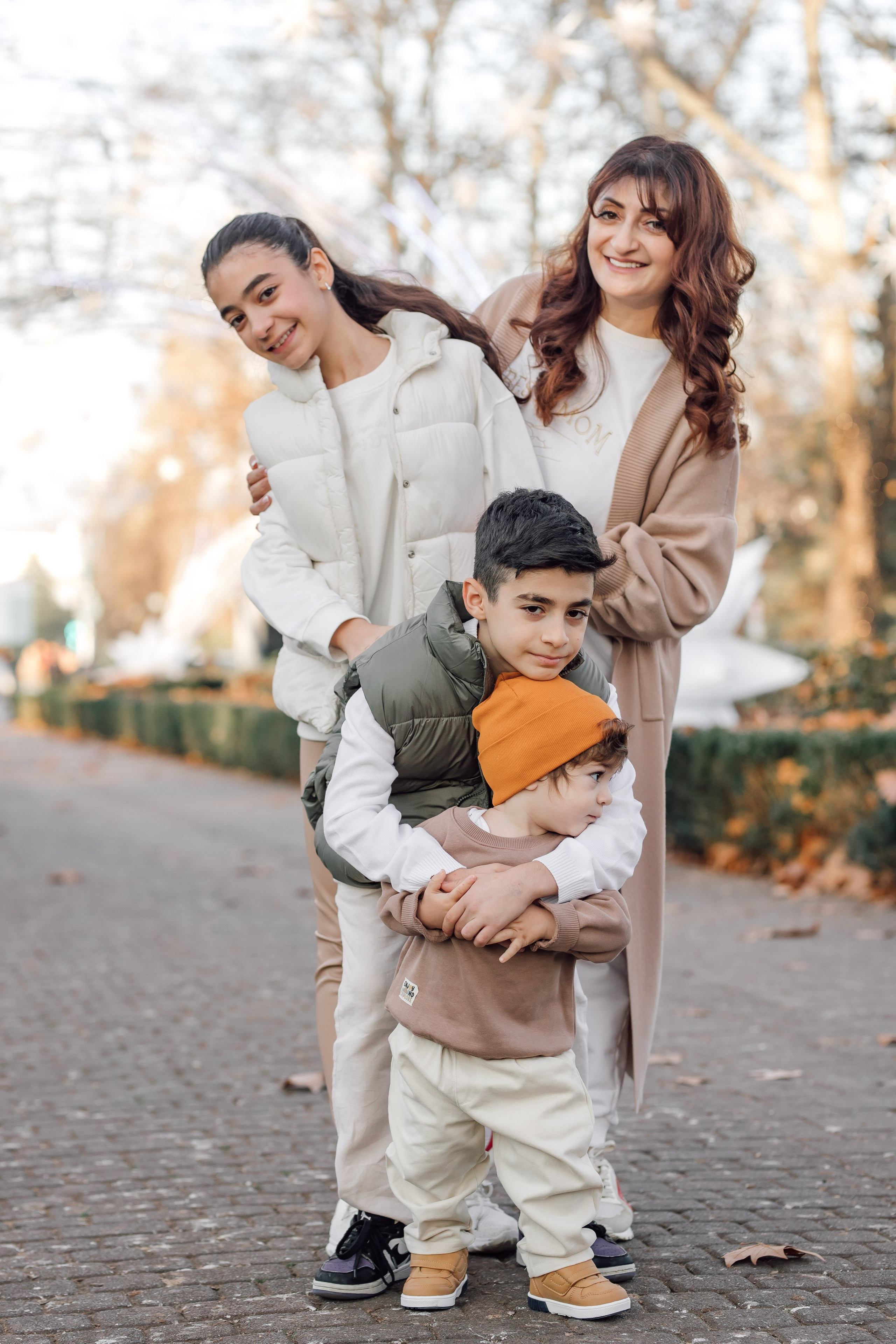 Мама и трое деток, фотосессия в день матери. Фотохудожник Наталия Кирсанова