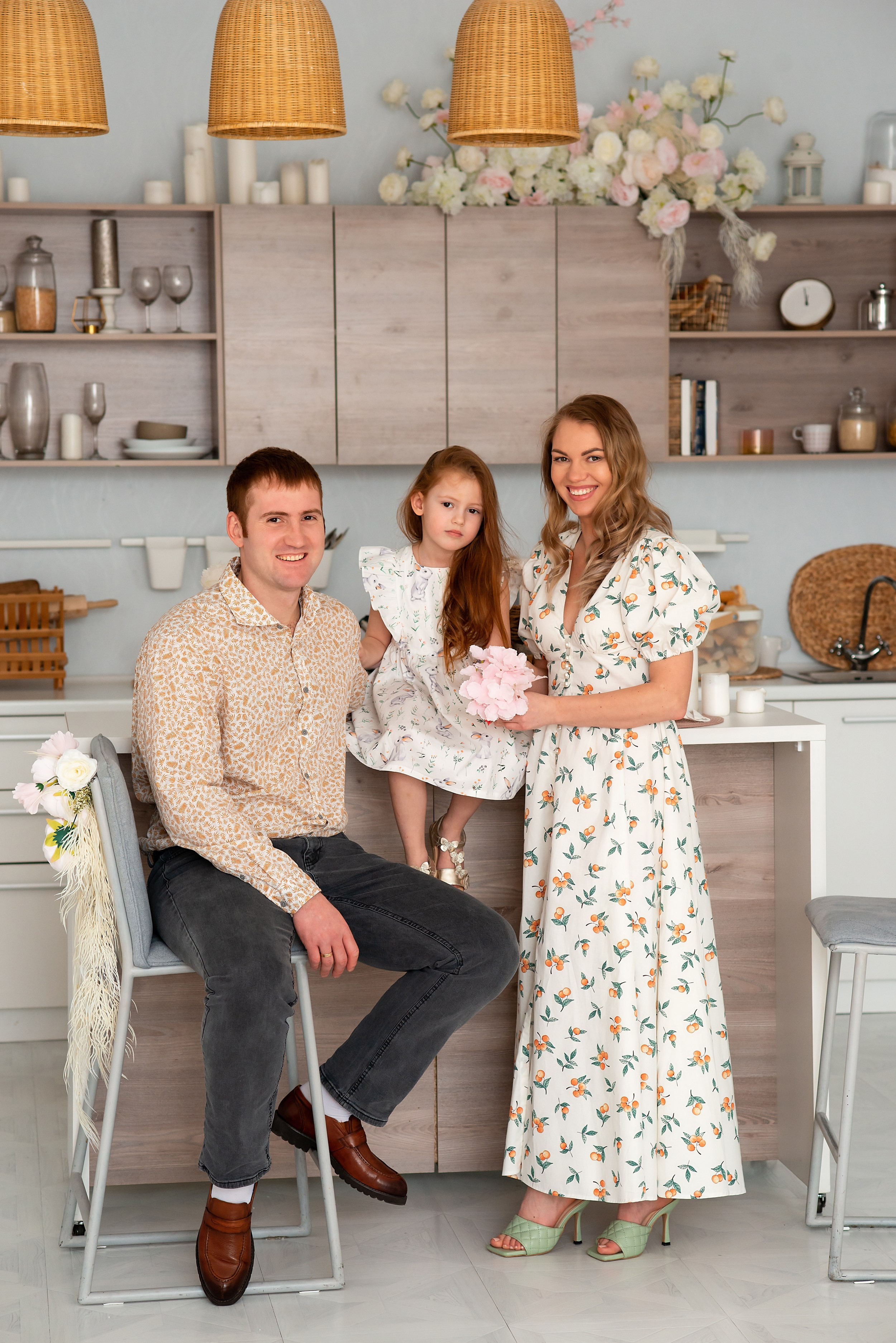 СЕМЕЙНАЯ ФОТОСЕССИЯ В СТУДИИ. Главная