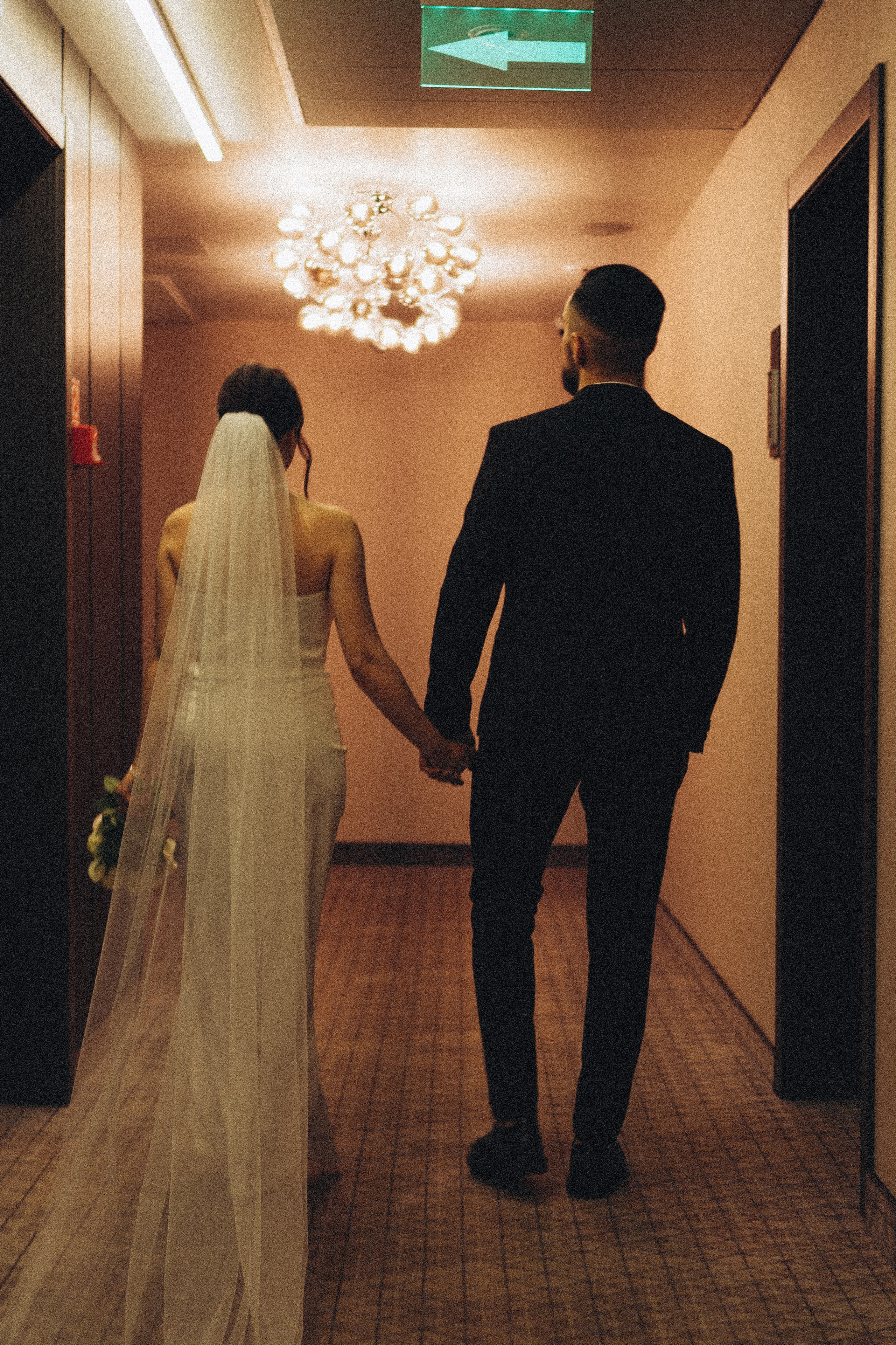 СВАДЕБНАЯ СЬЕМКА СБОРОВ ЖЕНИХА И НЕВЕСТЫ В ОТЕЛЕ И ТАКЖЕ ФОТОСЕССИИЯ В ОТЕЛЕЕ МЕГАПОЛИС БРЯНСК. Профессиональный фотограф, Санкт-Петербург — Виктория Богомолова