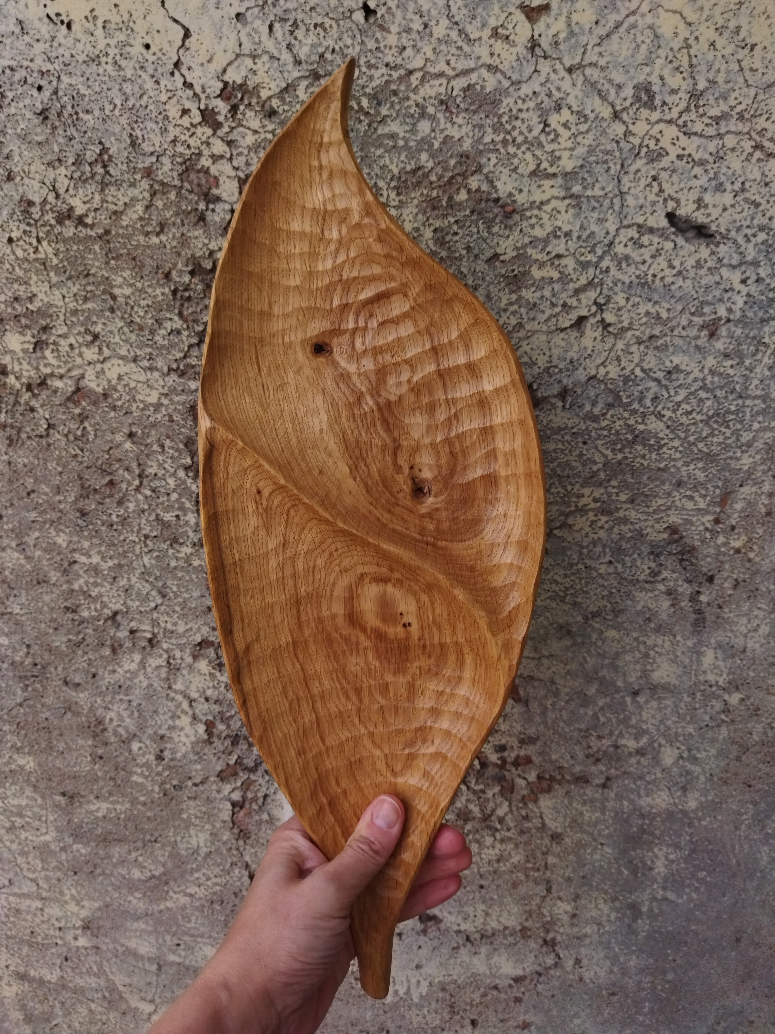 Дубовый лист, менажница. Разделочные доски и деревянная мебель на заказ