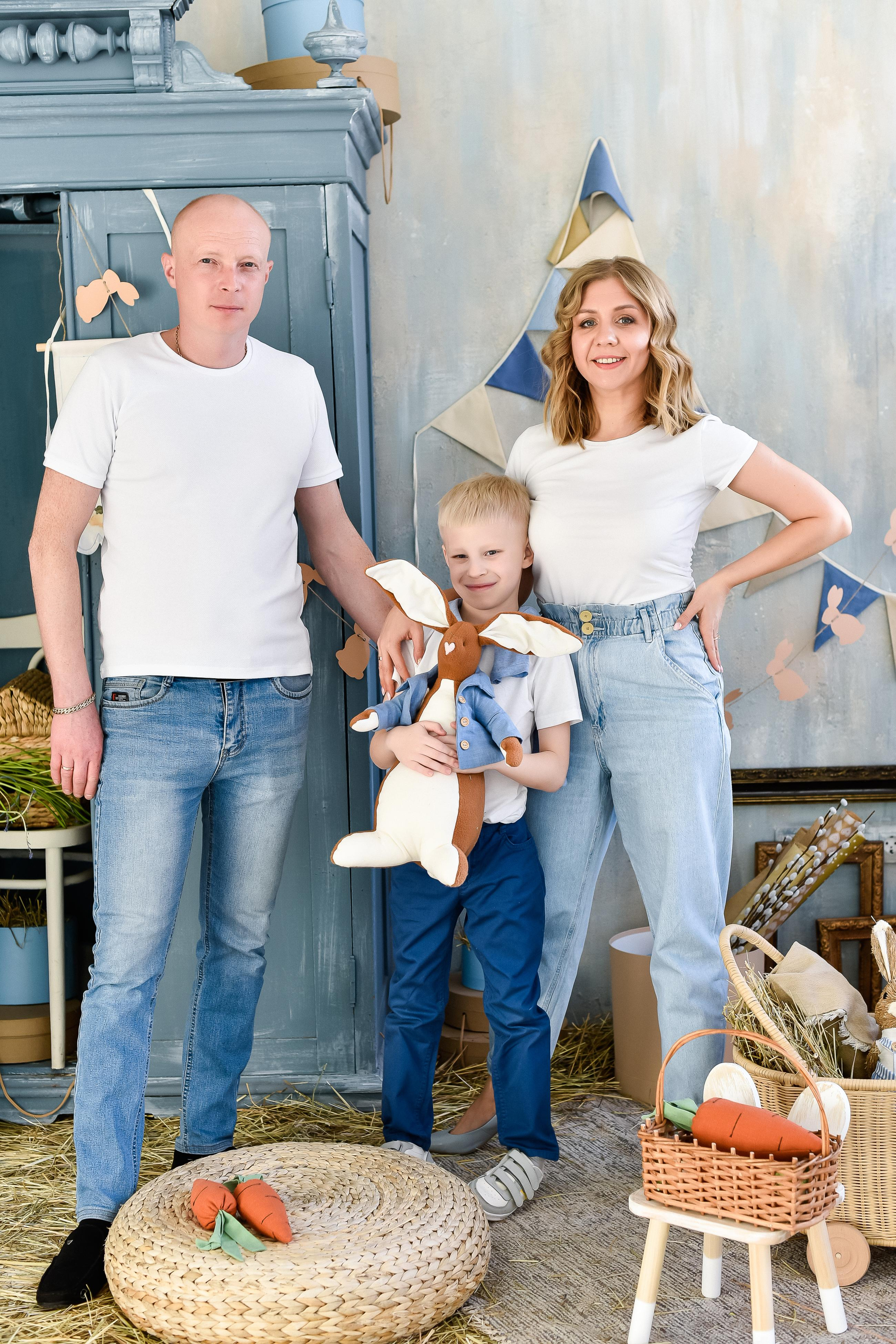 Семья Анны, Дмитрия и Егора