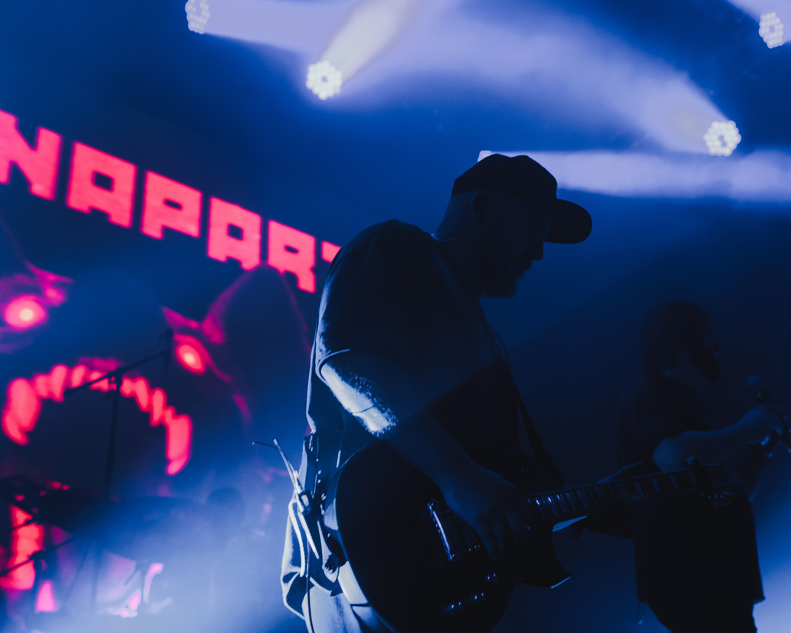 MANAPART. Студийный и свадебный фотограф в Москве Айк Саркисян