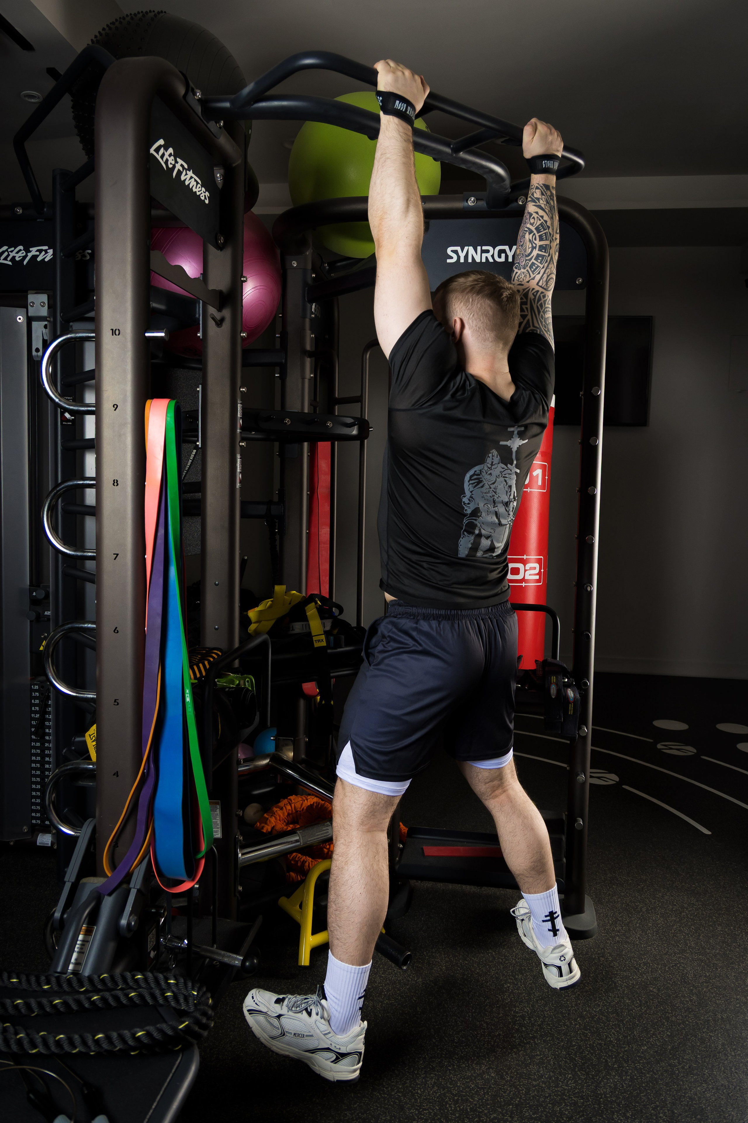 Спортивный инвентарь. Photomantis