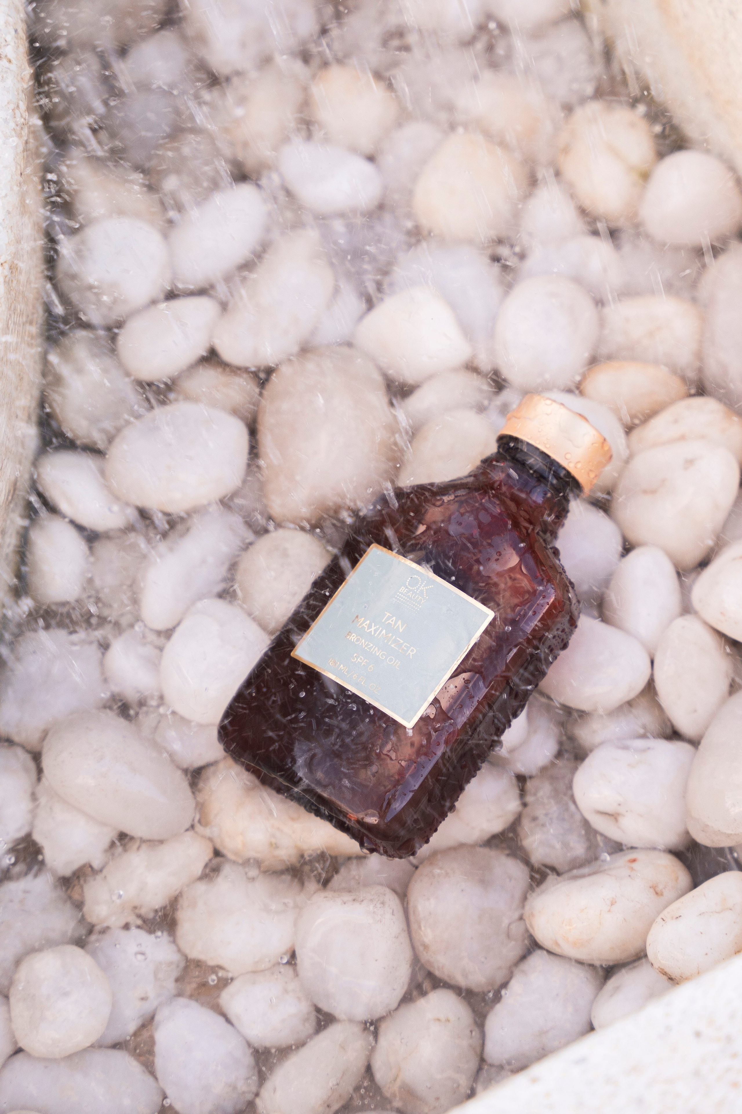 TAN SPF15. Brand designer | photographer | model