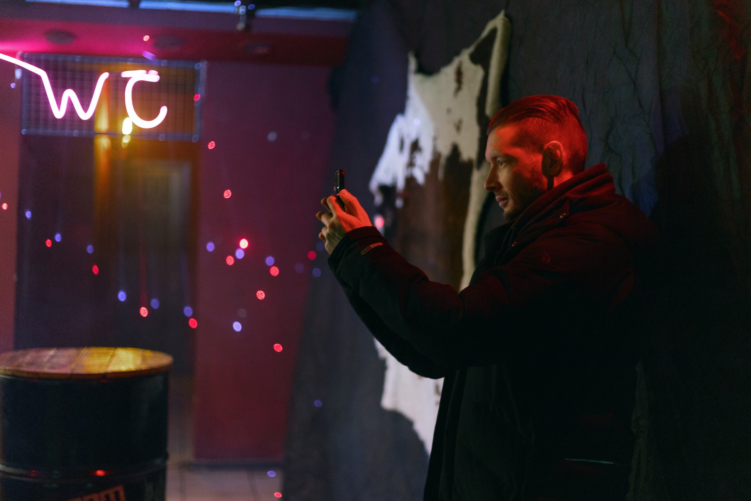 Бэкстейдж со съёмок фильма «Третья смена». Фотограф Александр Закадычный | Таганрог