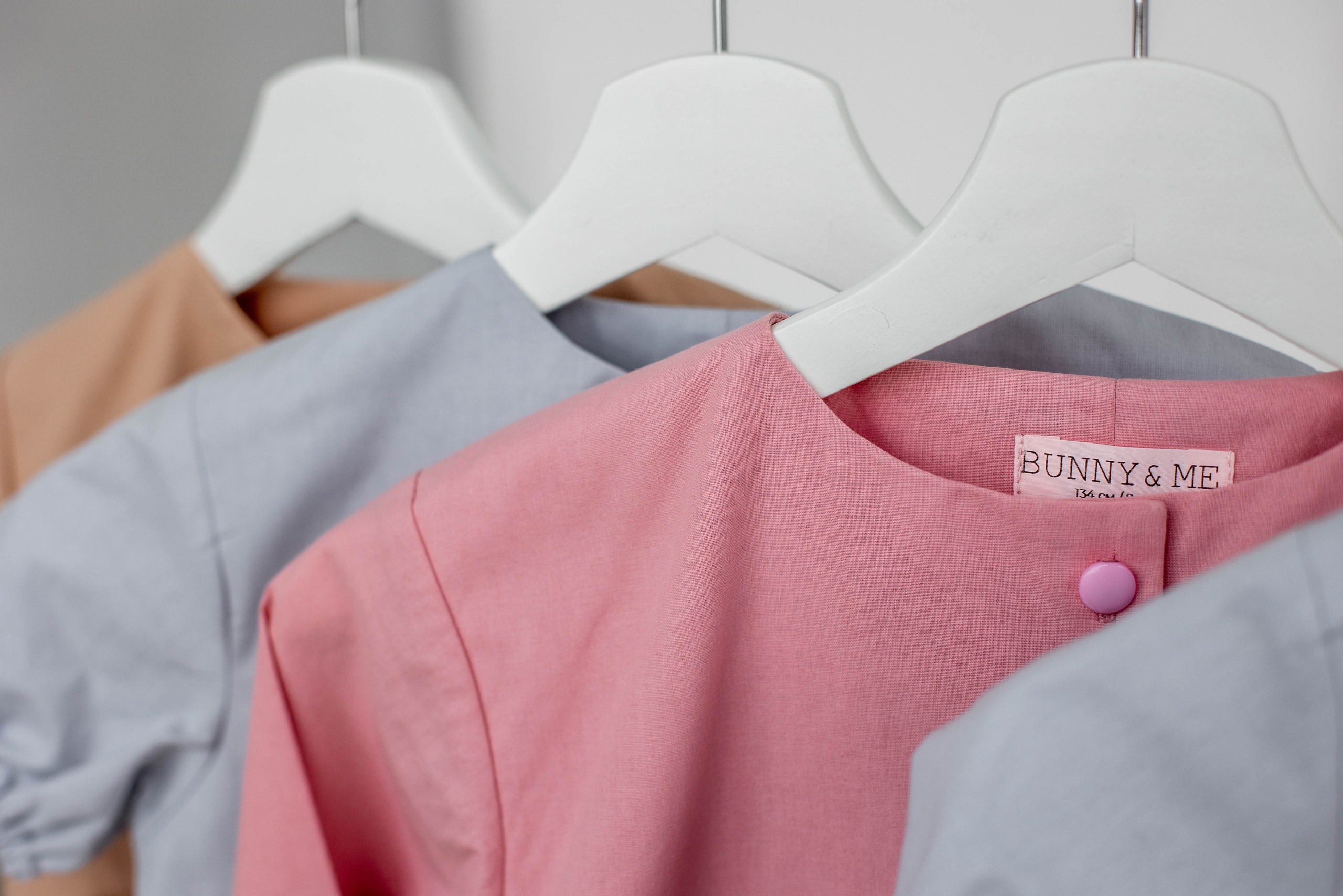 Бренд одежды для маркетплейса и соц сетей. Фотограф в Краснодаре Евгения Михаевич