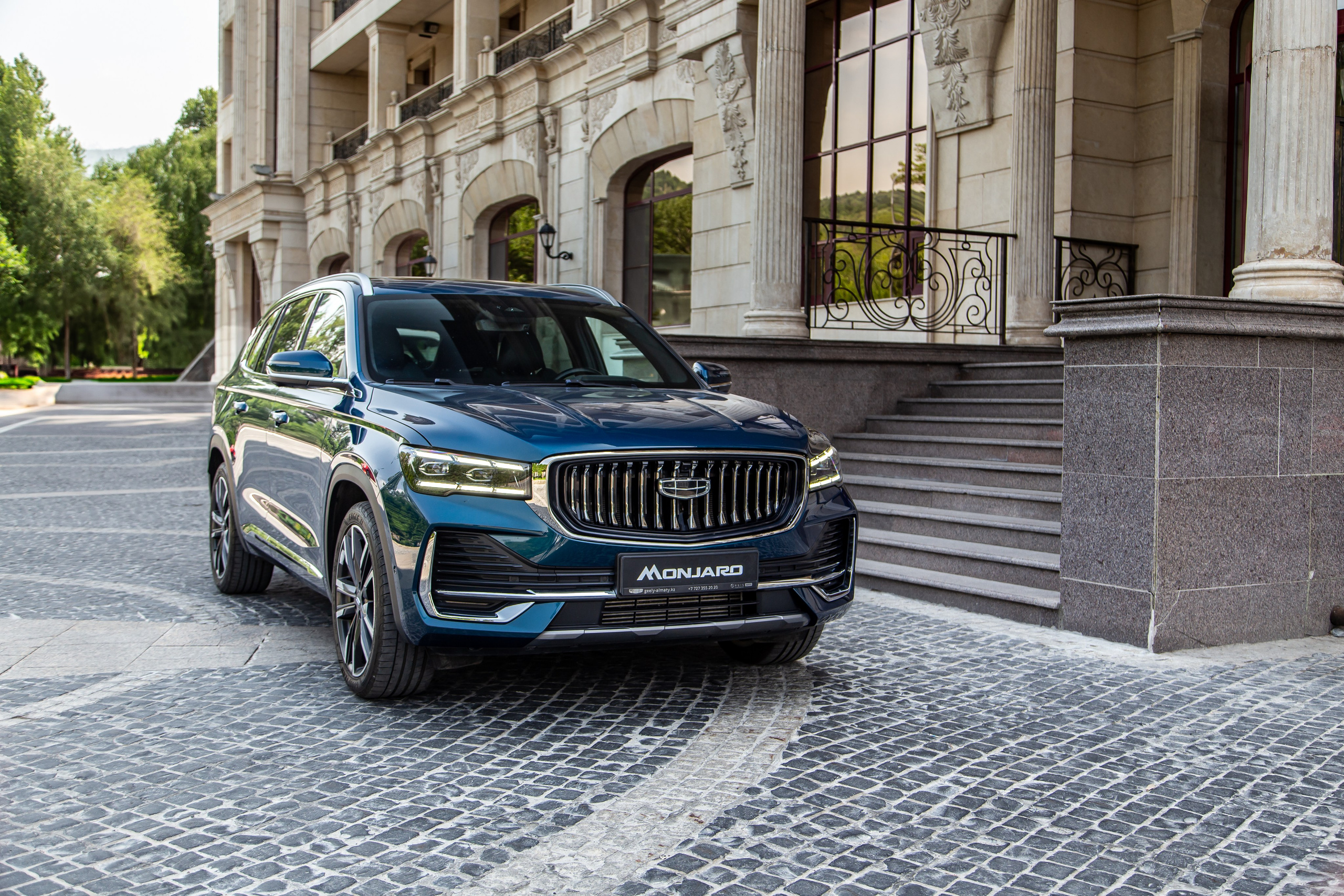 GEELY MONJARO. Рекламный и портретный фотограф в Алматы — Серекпаев Танирхан