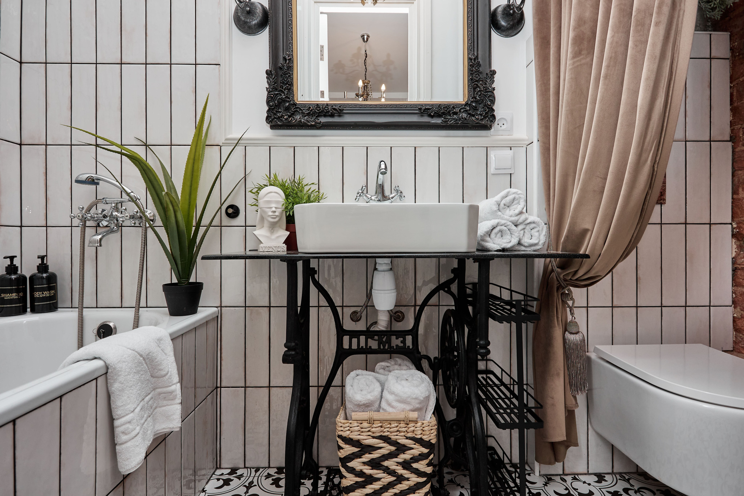 Английский пр. 17-19. Фотограф Александра Иванова